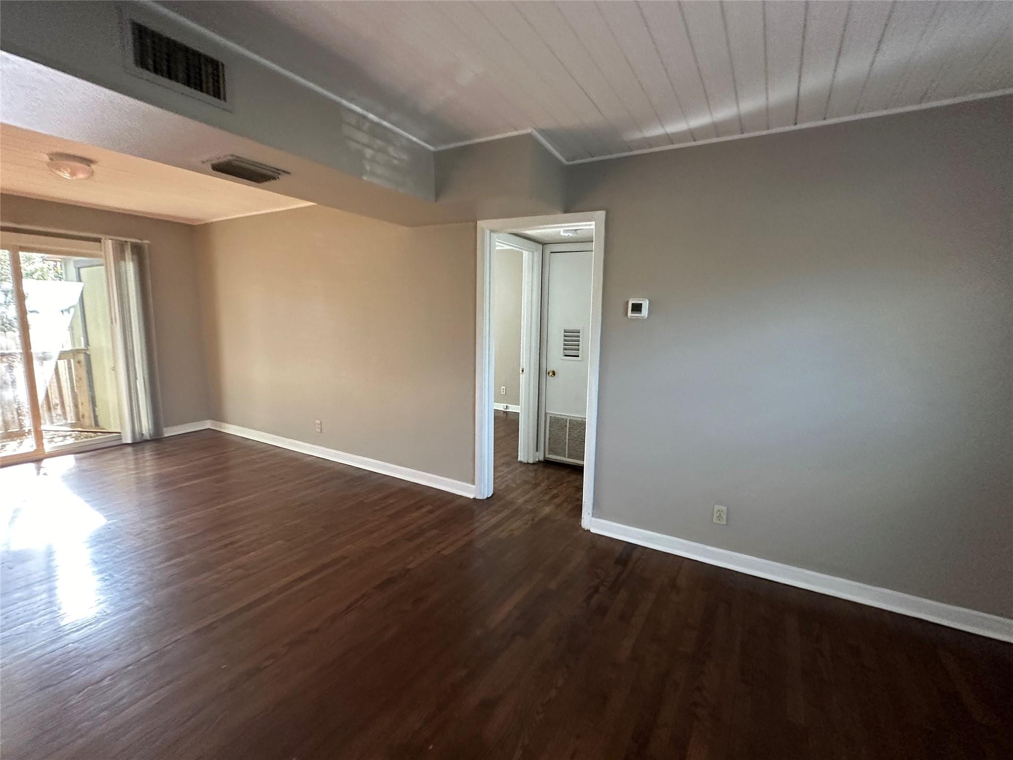 5216 McCarty W # 3, Austin, TX 78749