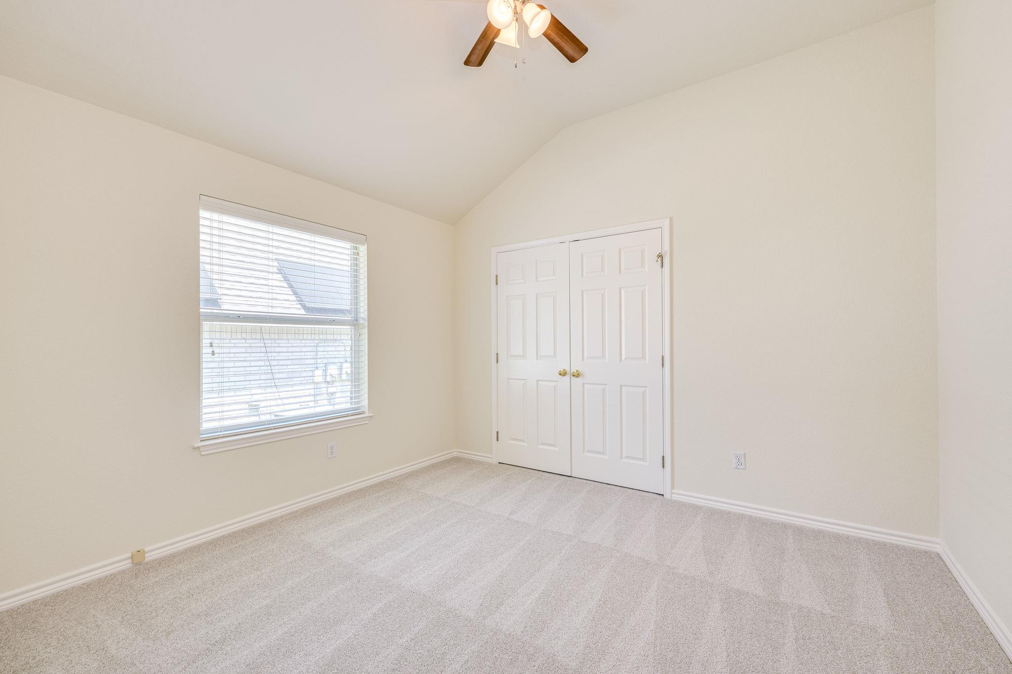 111 Arrowhead Ln, Georgetown, TX 78628