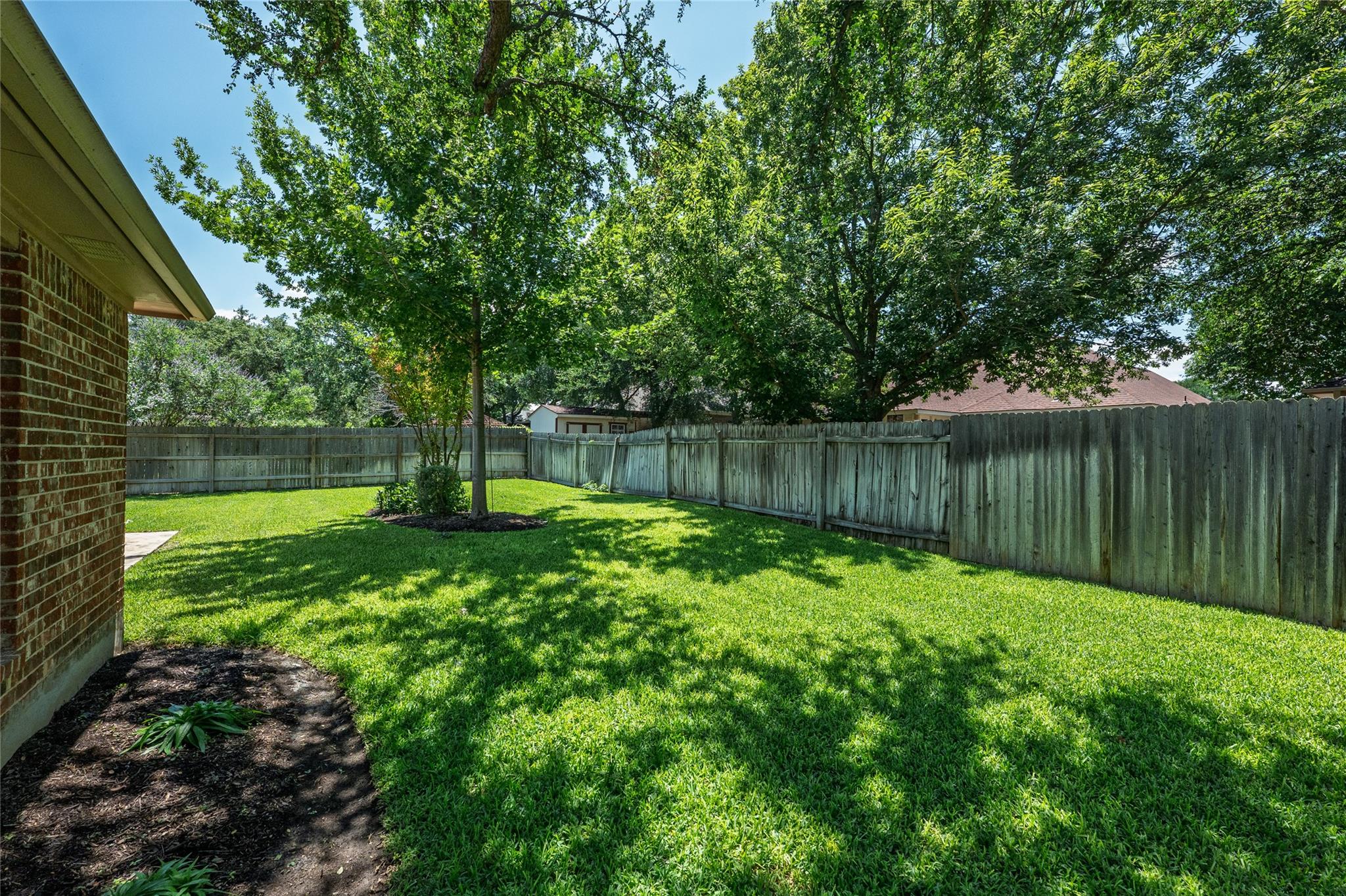 111 Arrowhead Ln, Georgetown, TX 78628