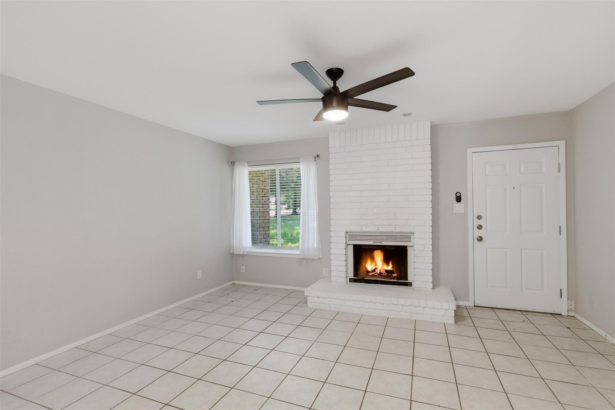 4204 Hudson Bend Rd # B, Austin, TX 78734