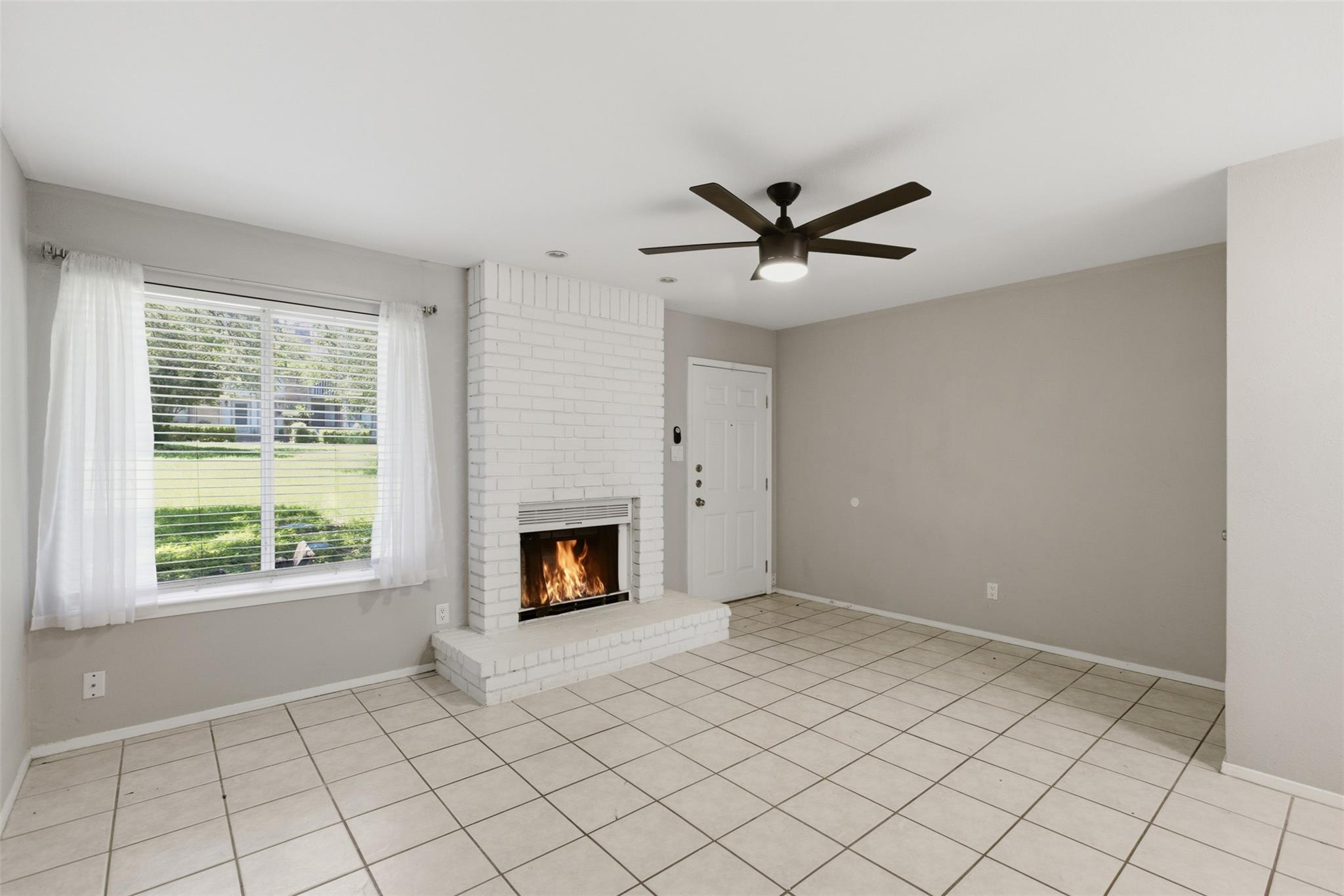 4204 Hudson Bend Rd # B, Austin, TX 78734