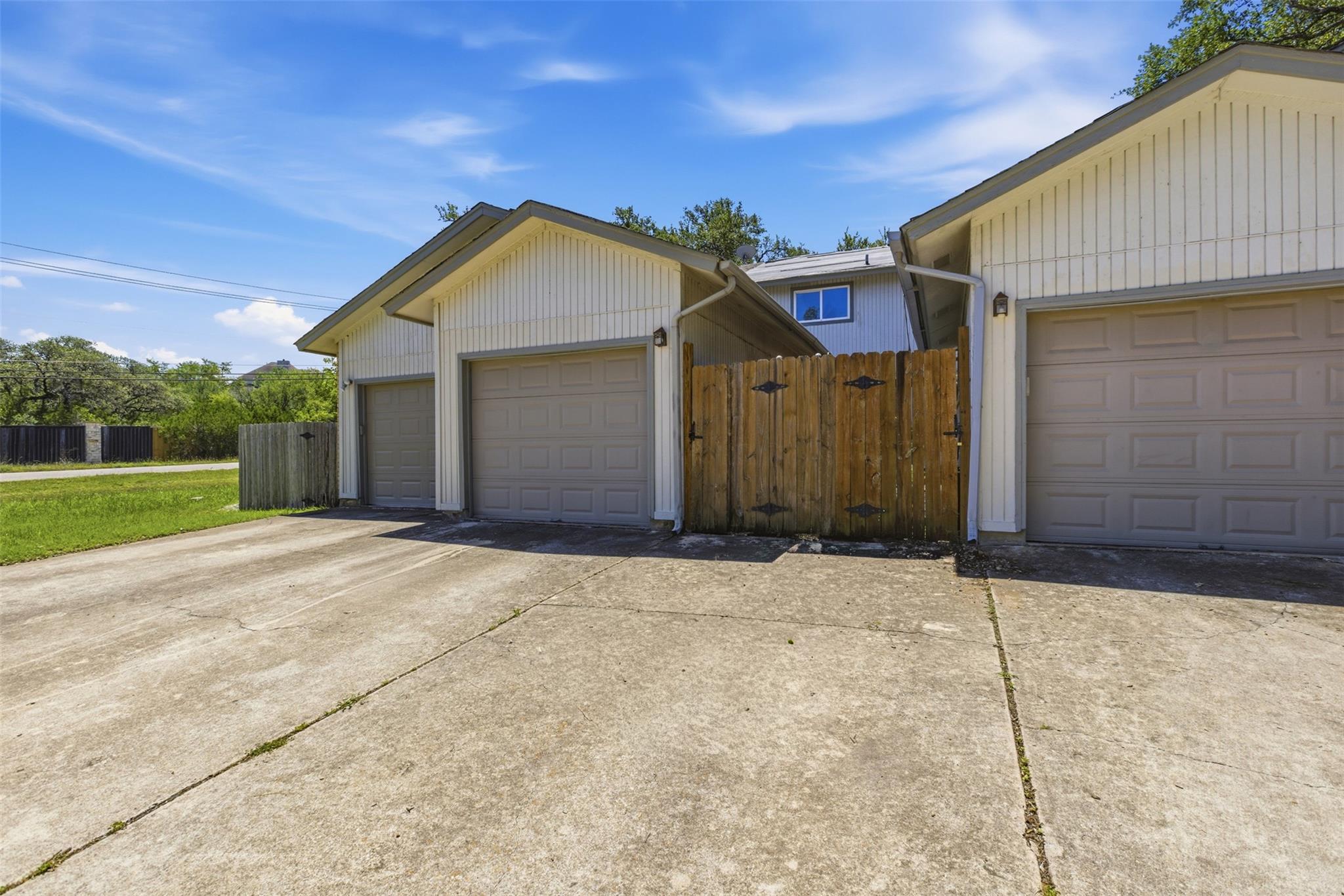 4204 Hudson Bend Rd # B, Austin, TX 78734