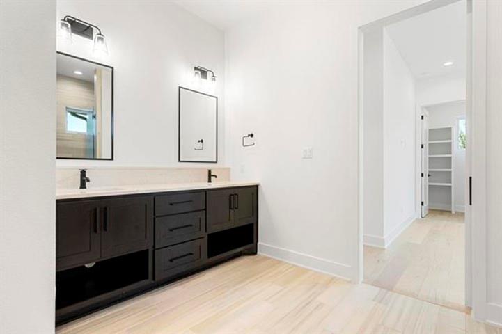 101 Meadow Beauty, Horseshoe Bay, TX 78657