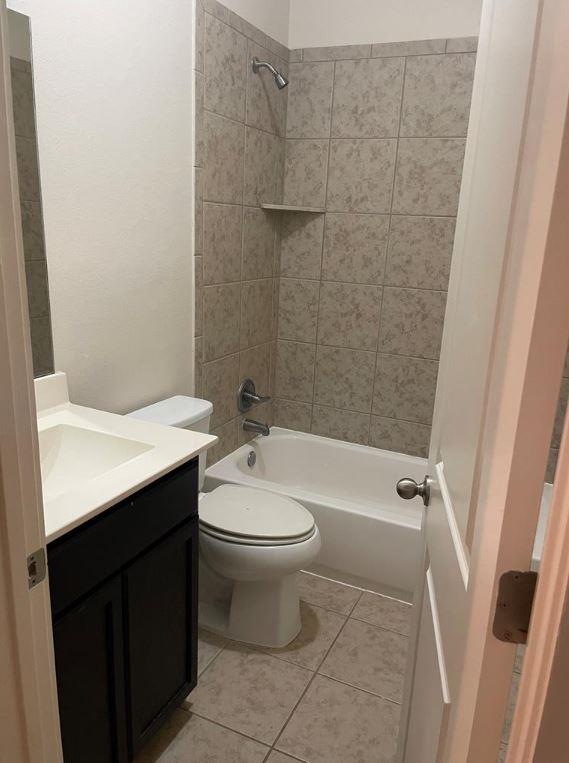 2212 Creekside Ln # D, Georgetown, TX 78626
