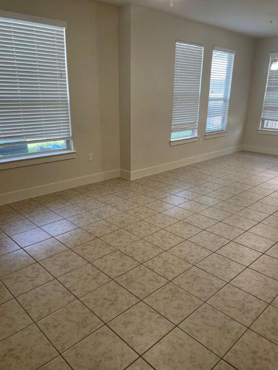 2212 Creekside Ln # D, Georgetown, TX 78626