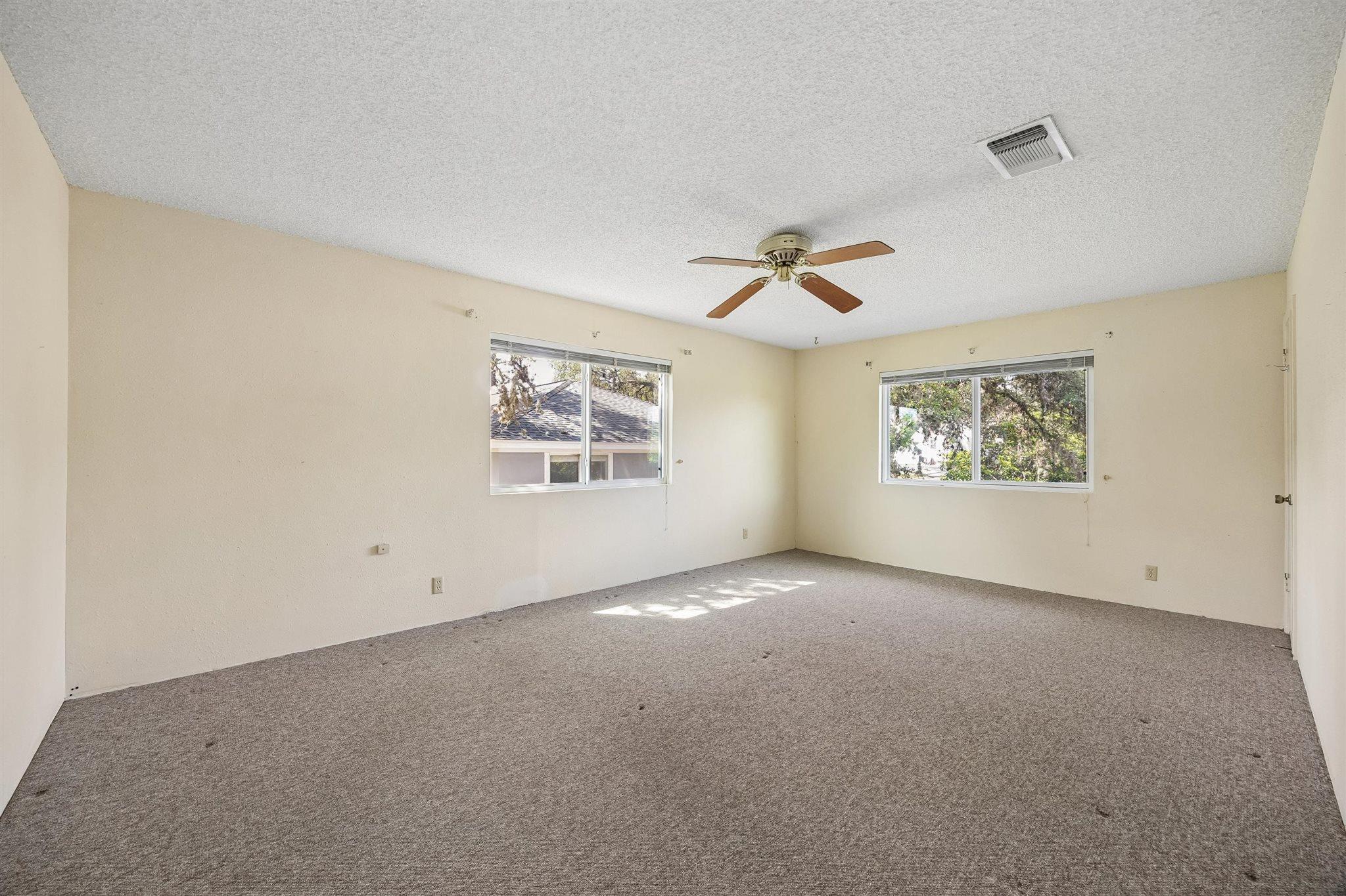155 Mary Ann Dr, Canyon Lake, TX 78133