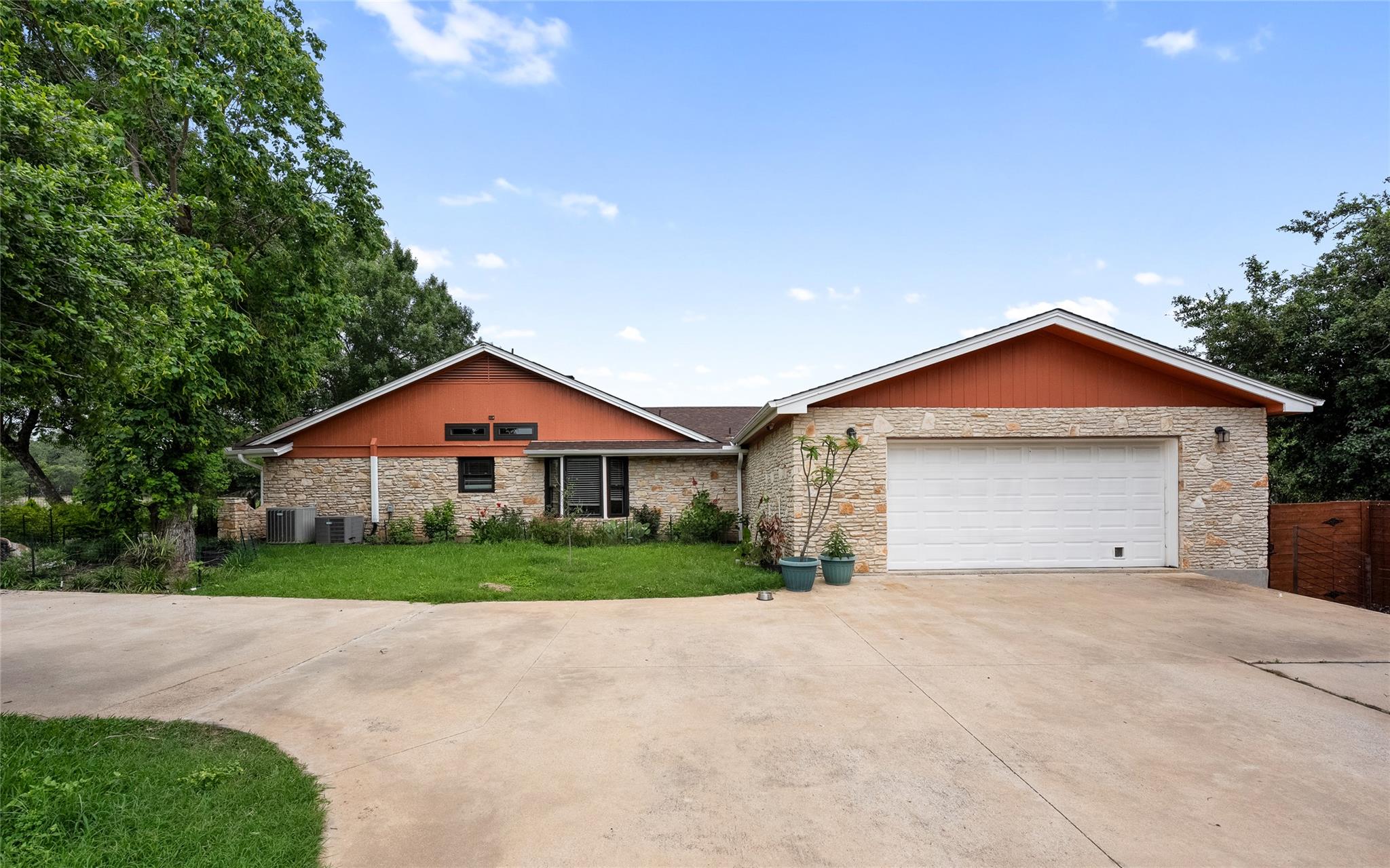 301 Oak Ridge Rd, Georgetown, TX 78628