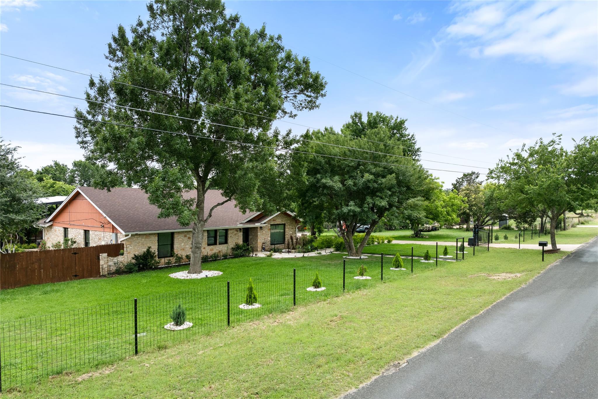 301 Oak Ridge Rd, Georgetown, TX 78628