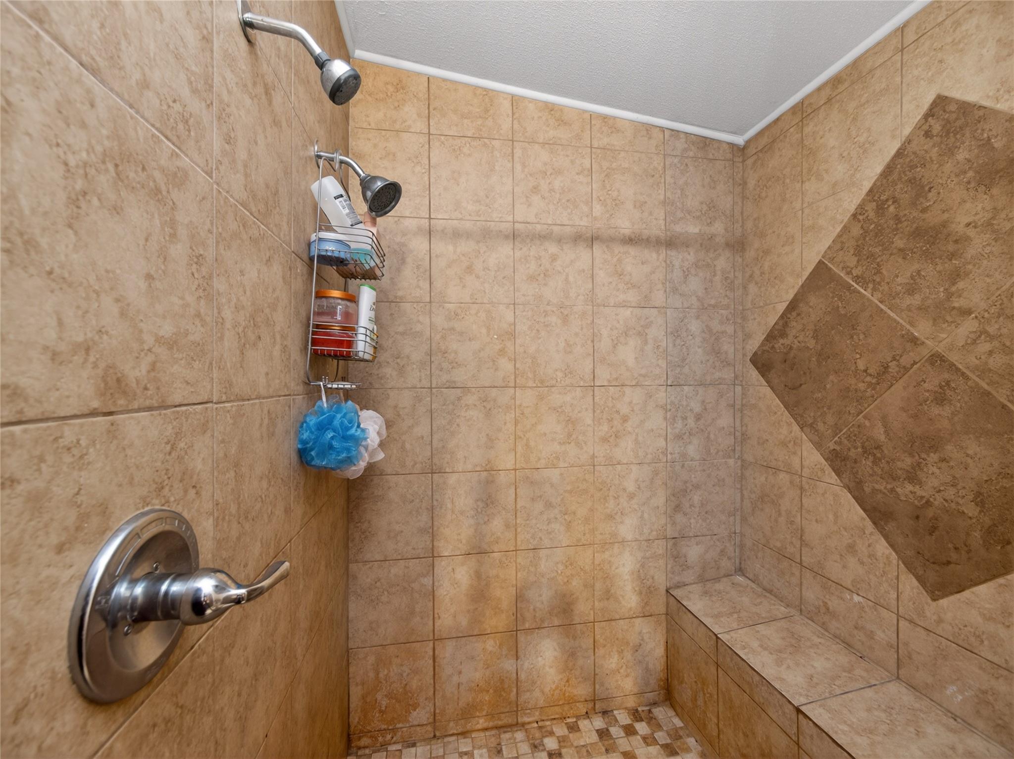 243 Highline Dr, Bastrop, TX 78602