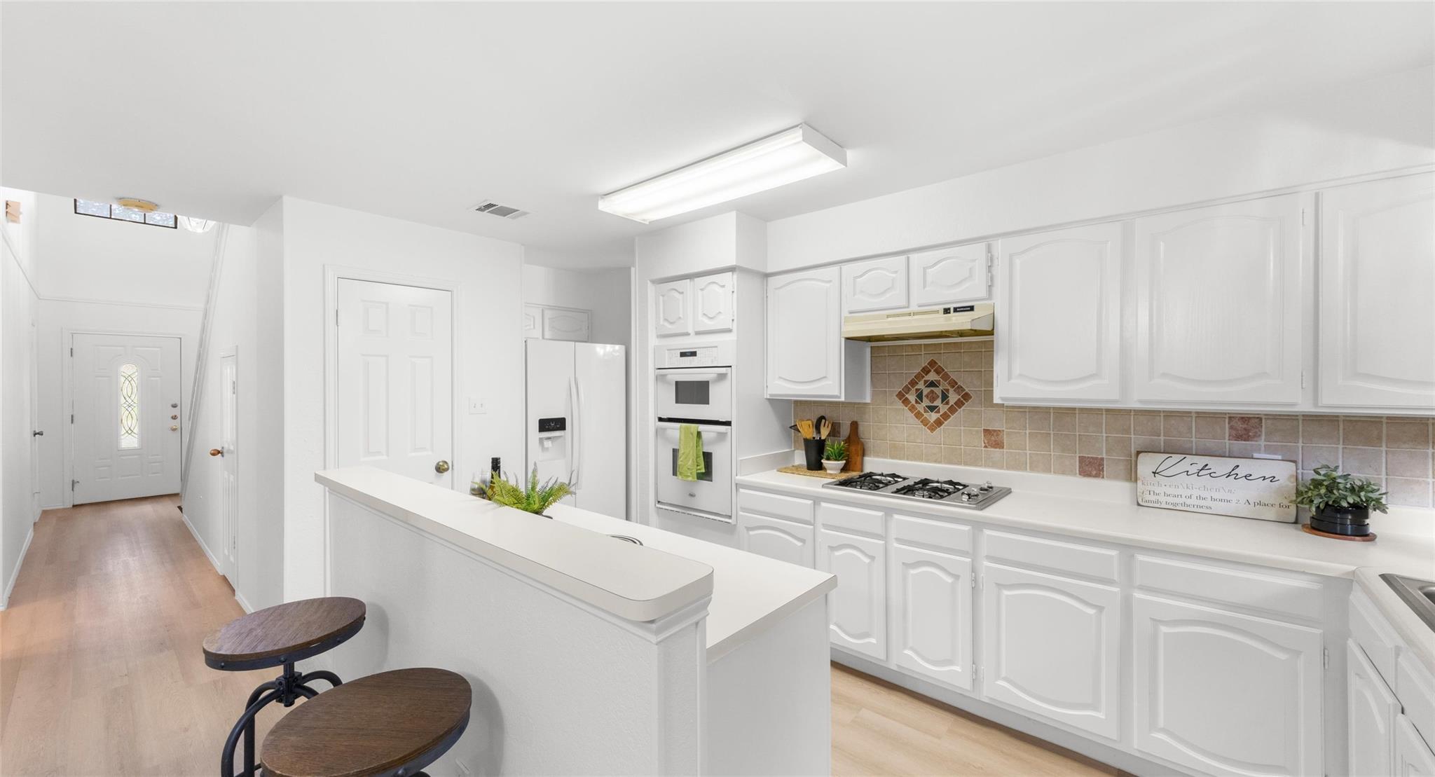 13248 Kerrville Folkway, Austin, TX 78729