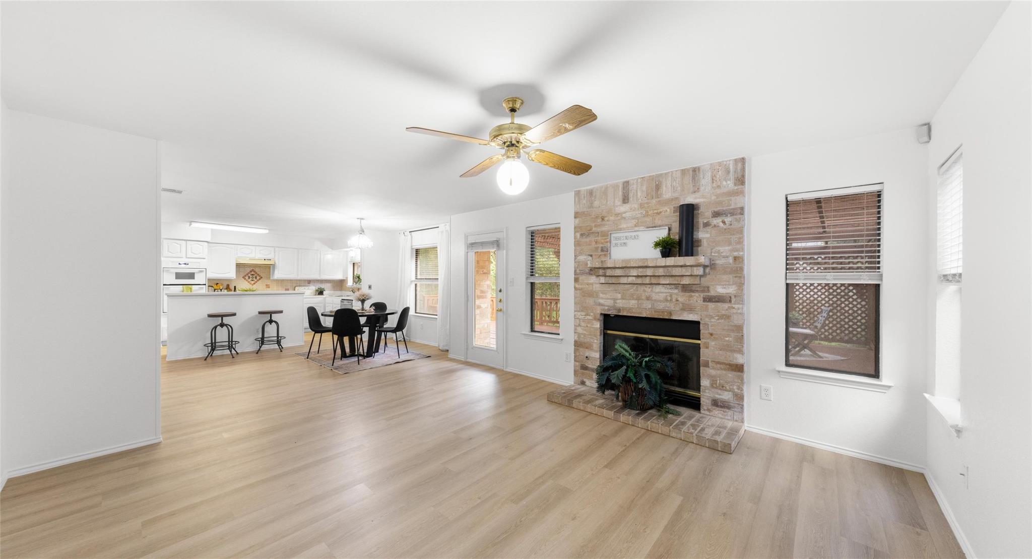 13248 Kerrville Folkway, Austin, TX 78729