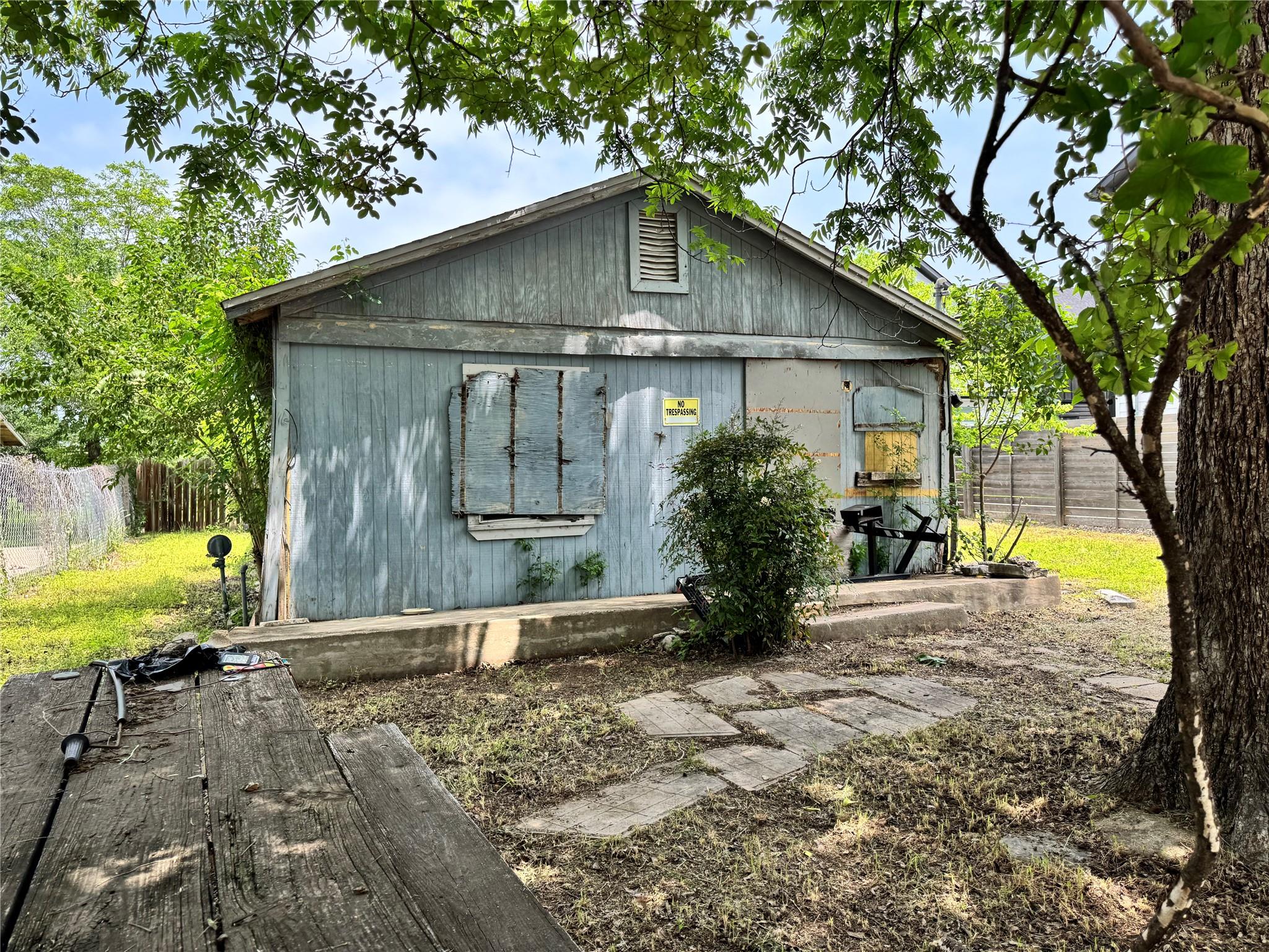 6408 Porter St, Austin, TX 78741