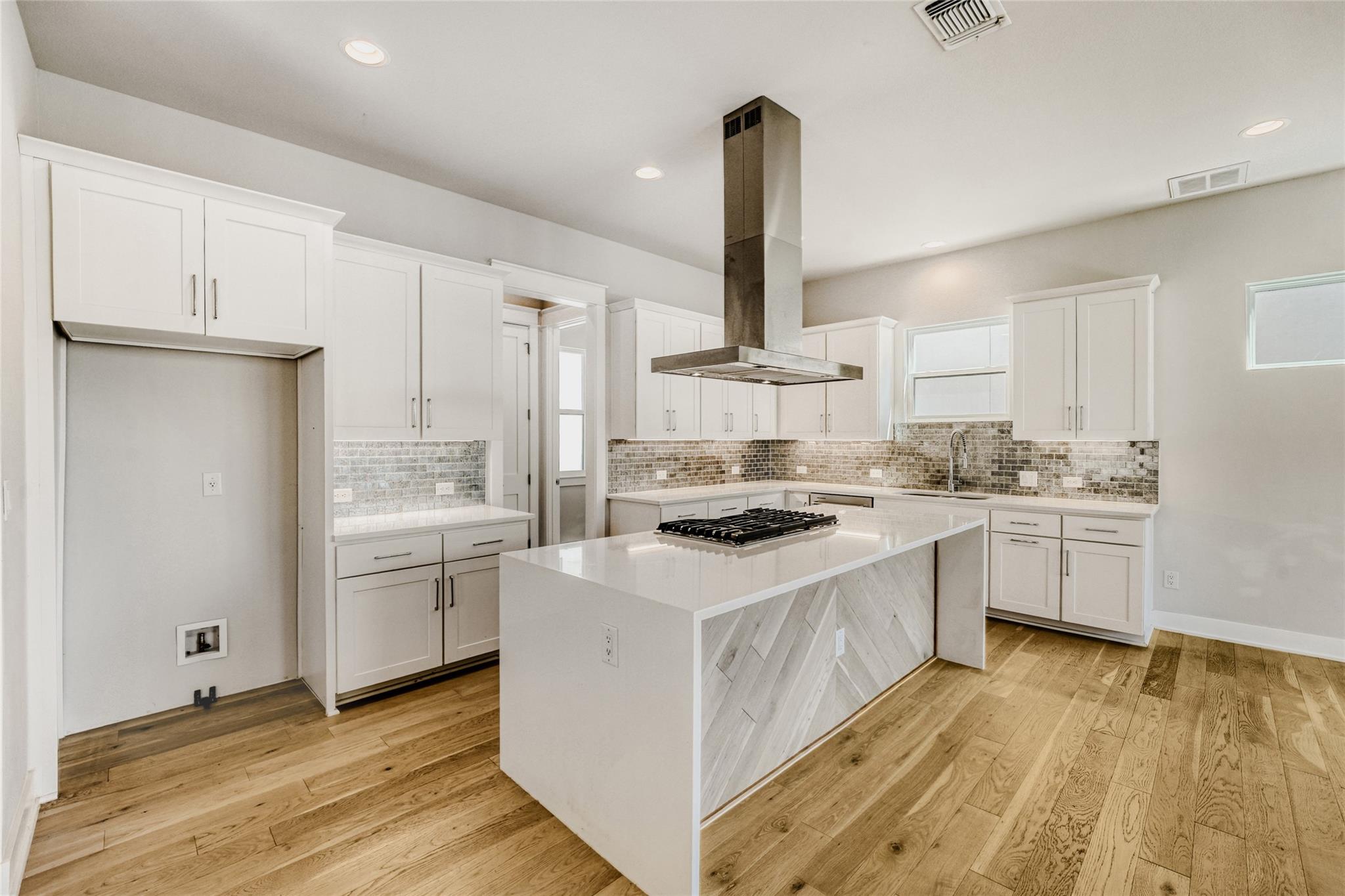 5002 Pecan Springs Rd # 6, Austin, TX 78723