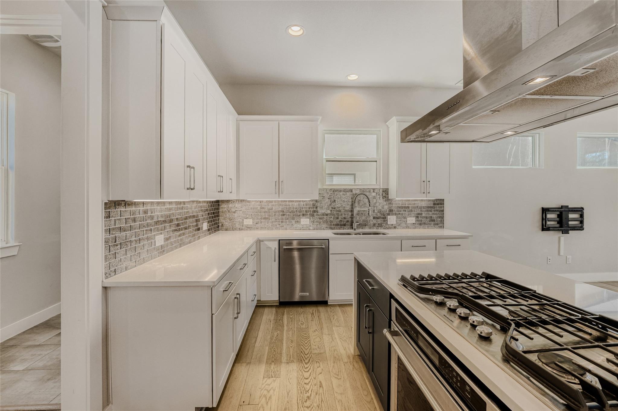 5002 Pecan Springs Rd # 6, Austin, TX 78723