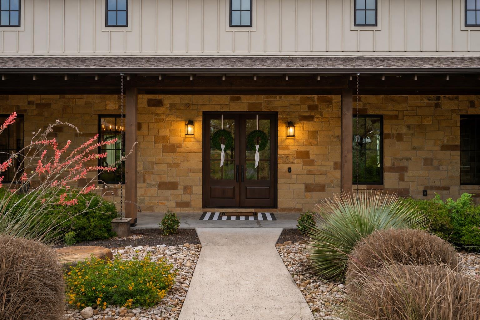 101 Shady Oaks Trl, Liberty Hill, TX 78642