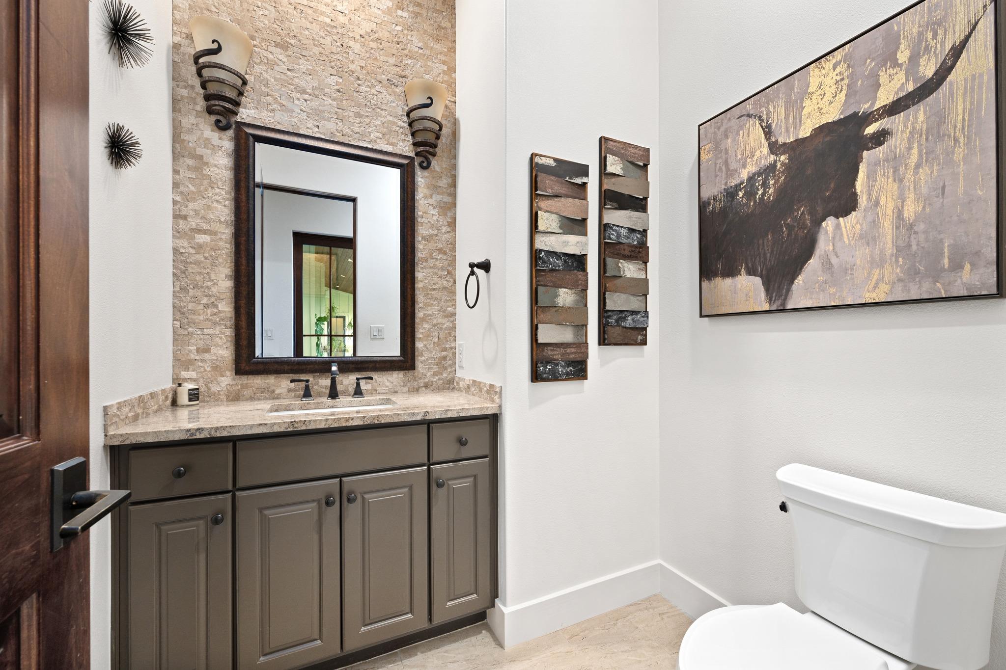 101 Shady Oaks Trl, Liberty Hill, TX 78642