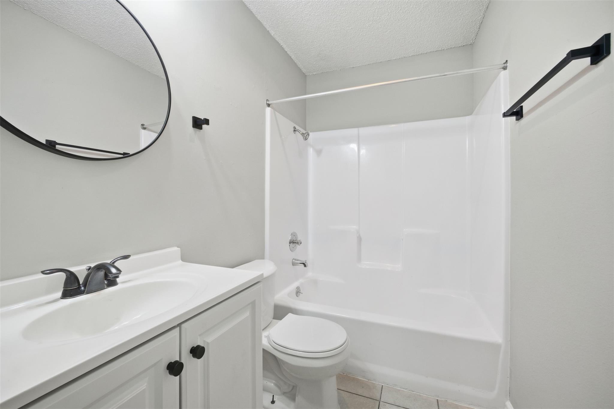 2009 W West Loop # D, Austin, TX 78758