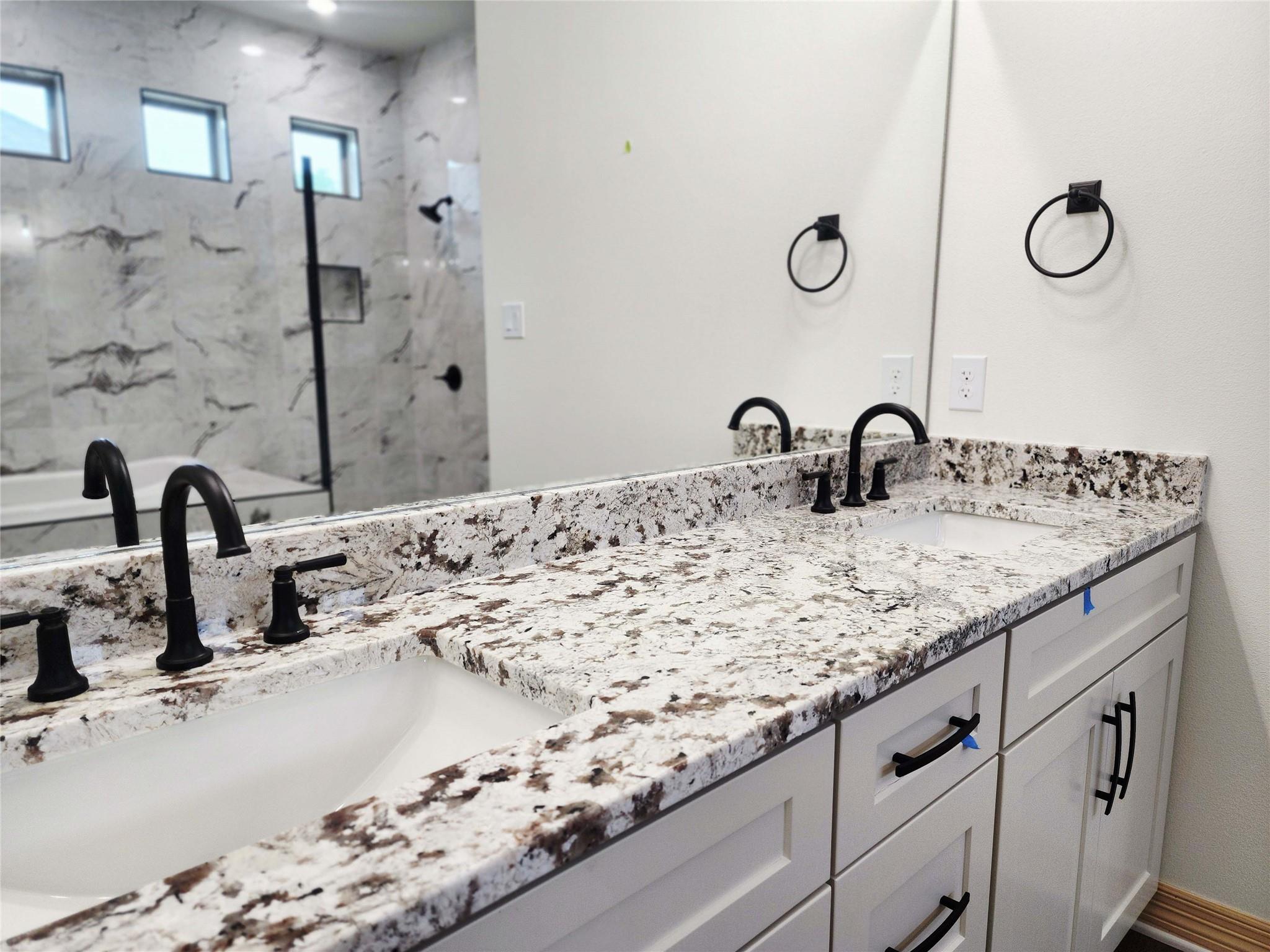 801 Golden Eagle Cv, Salado, TX 76571