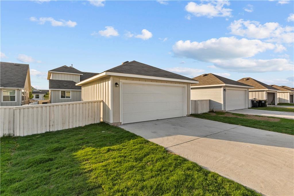 124 Fabion St, Kyle, TX 78640