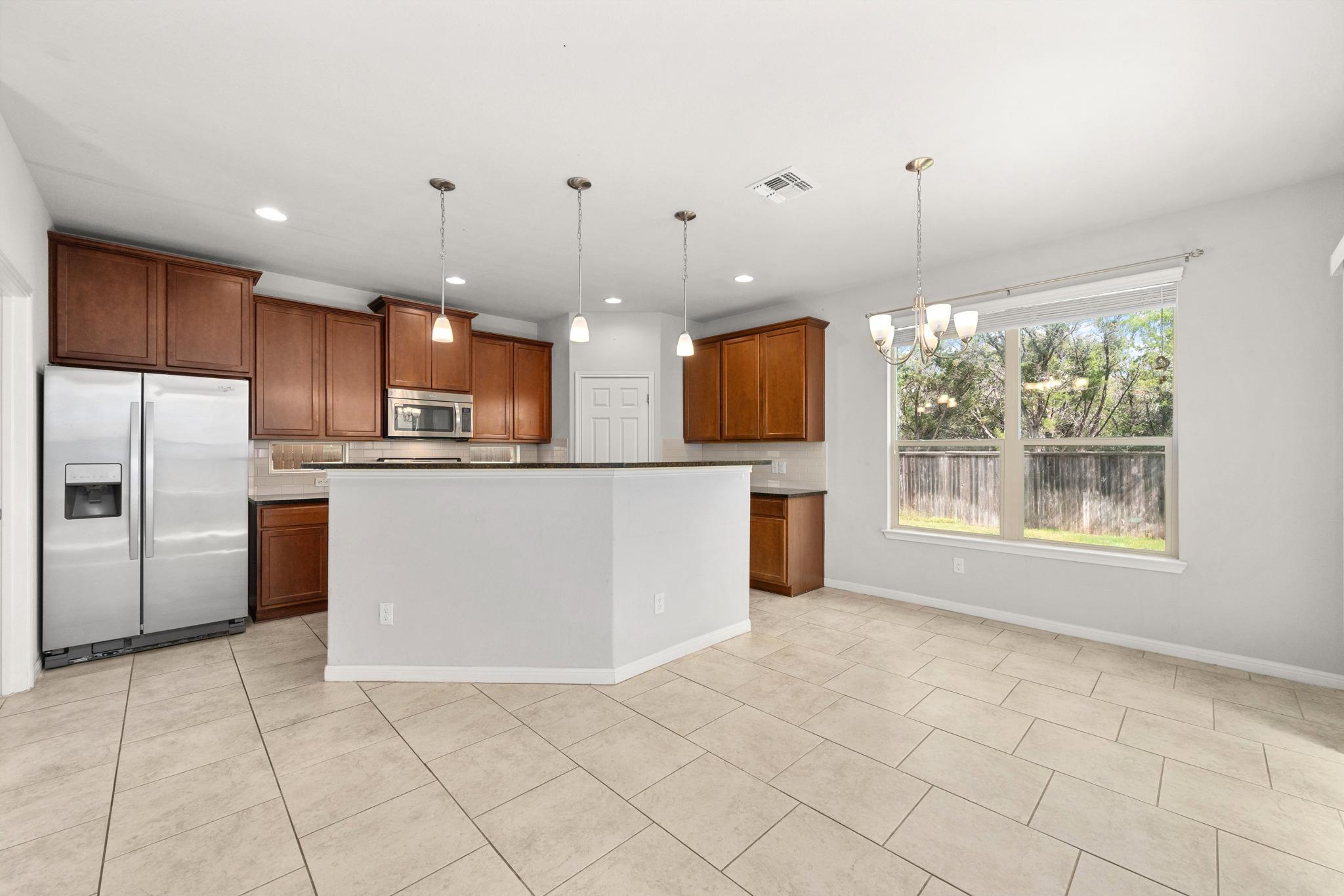 1401 Little Elm Trl # 203, Cedar Park, TX 78613