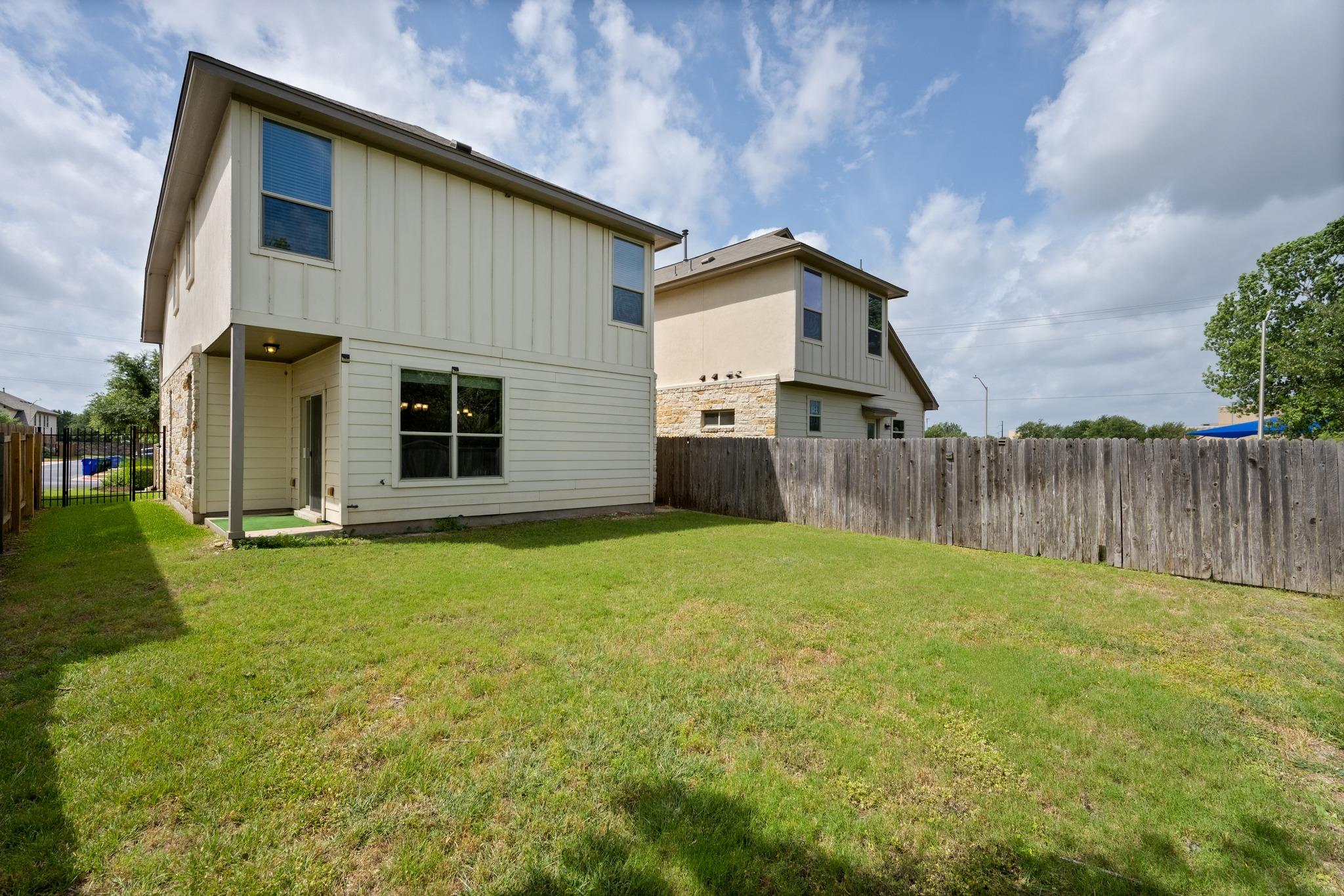 1401 Little Elm Trl # 203, Cedar Park, TX 78613