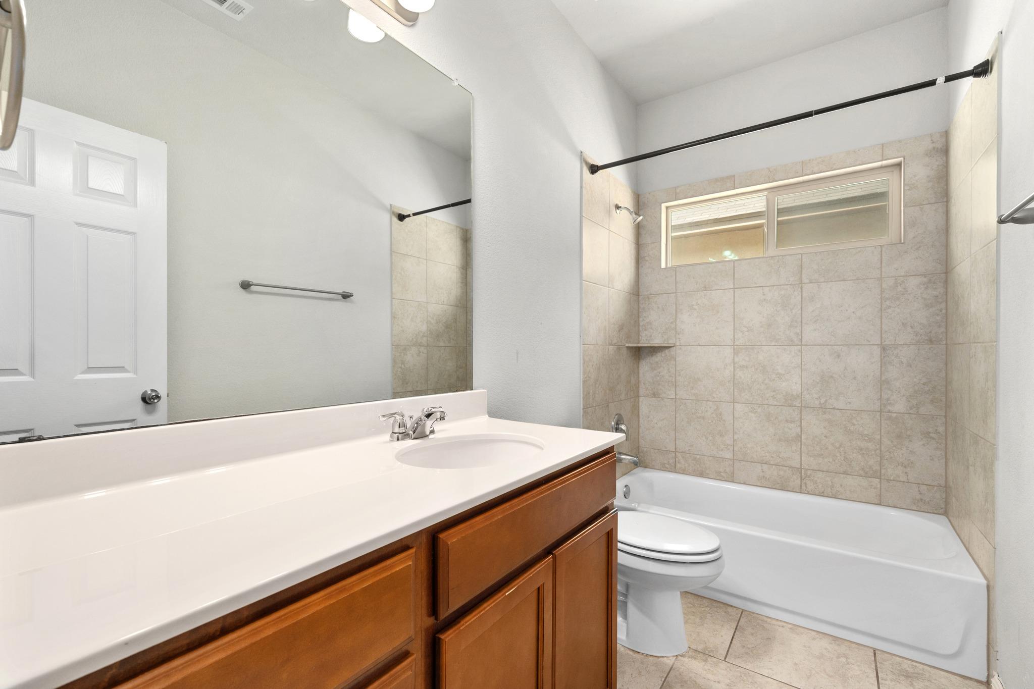 1401 Little Elm Trl # 203, Cedar Park, TX 78613