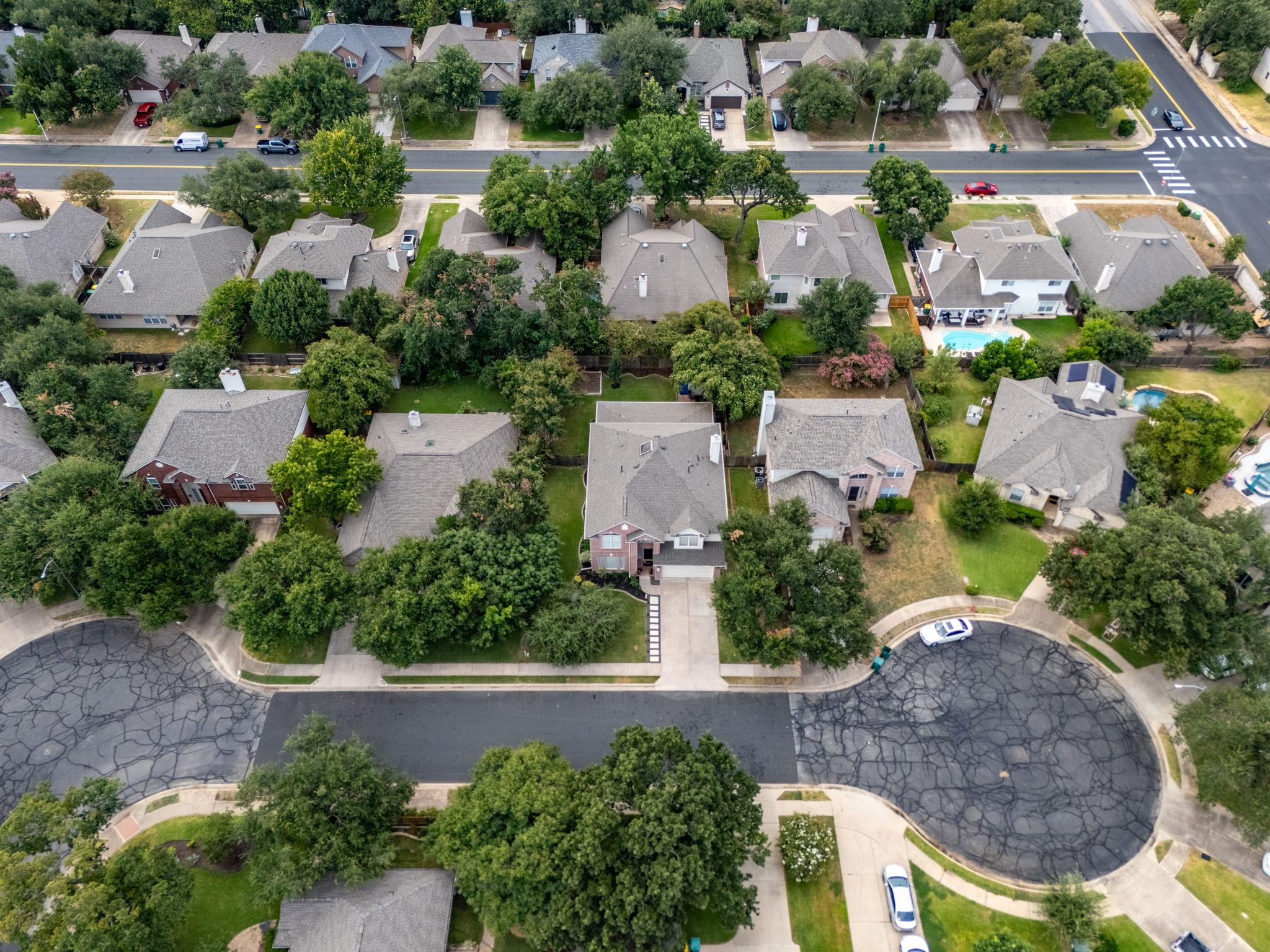 2405 Hunters Creek Cv, Cedar Park, TX 78613