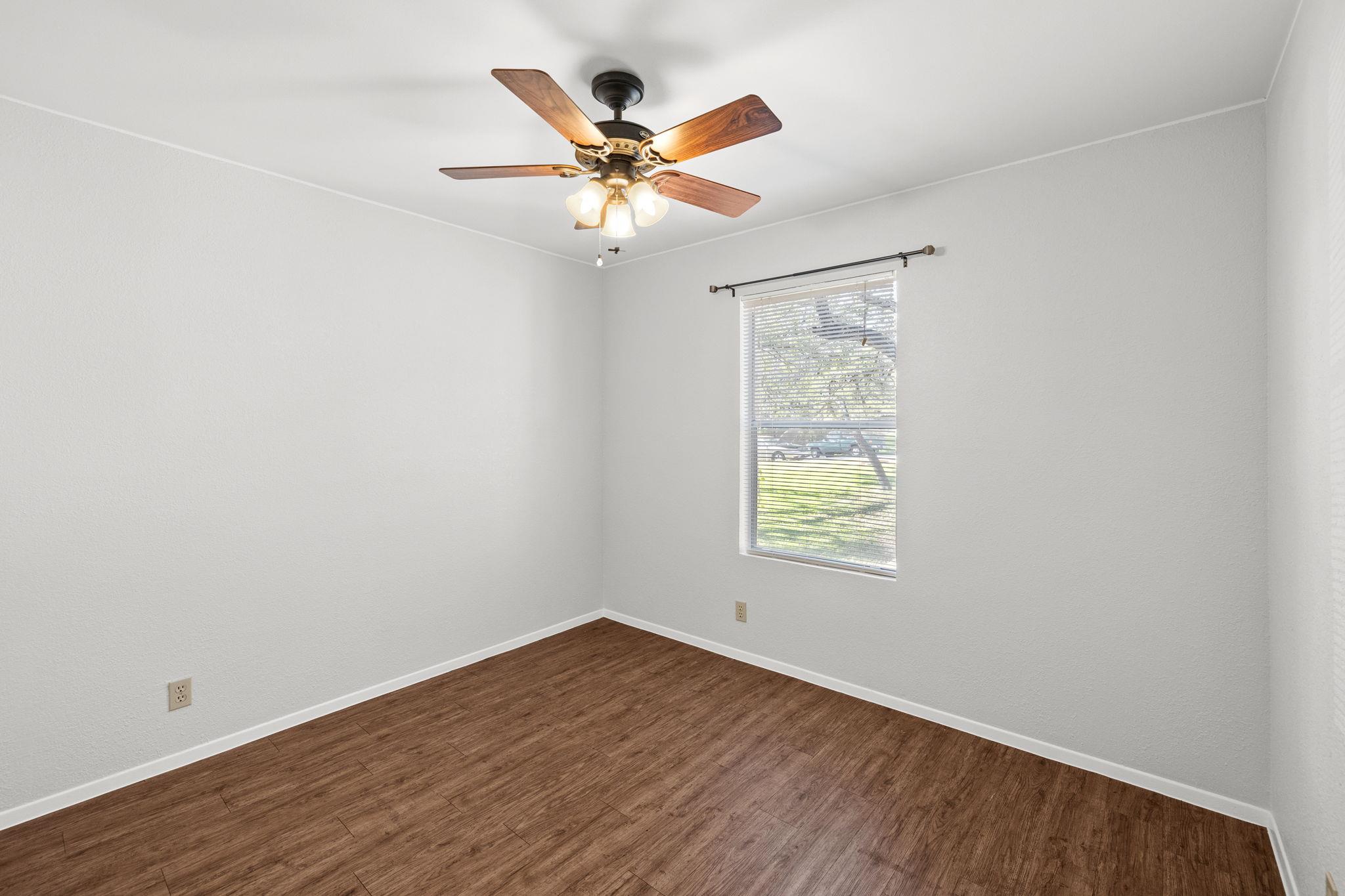 9807 Hundred Oaks Cir # B, Austin, TX 78750