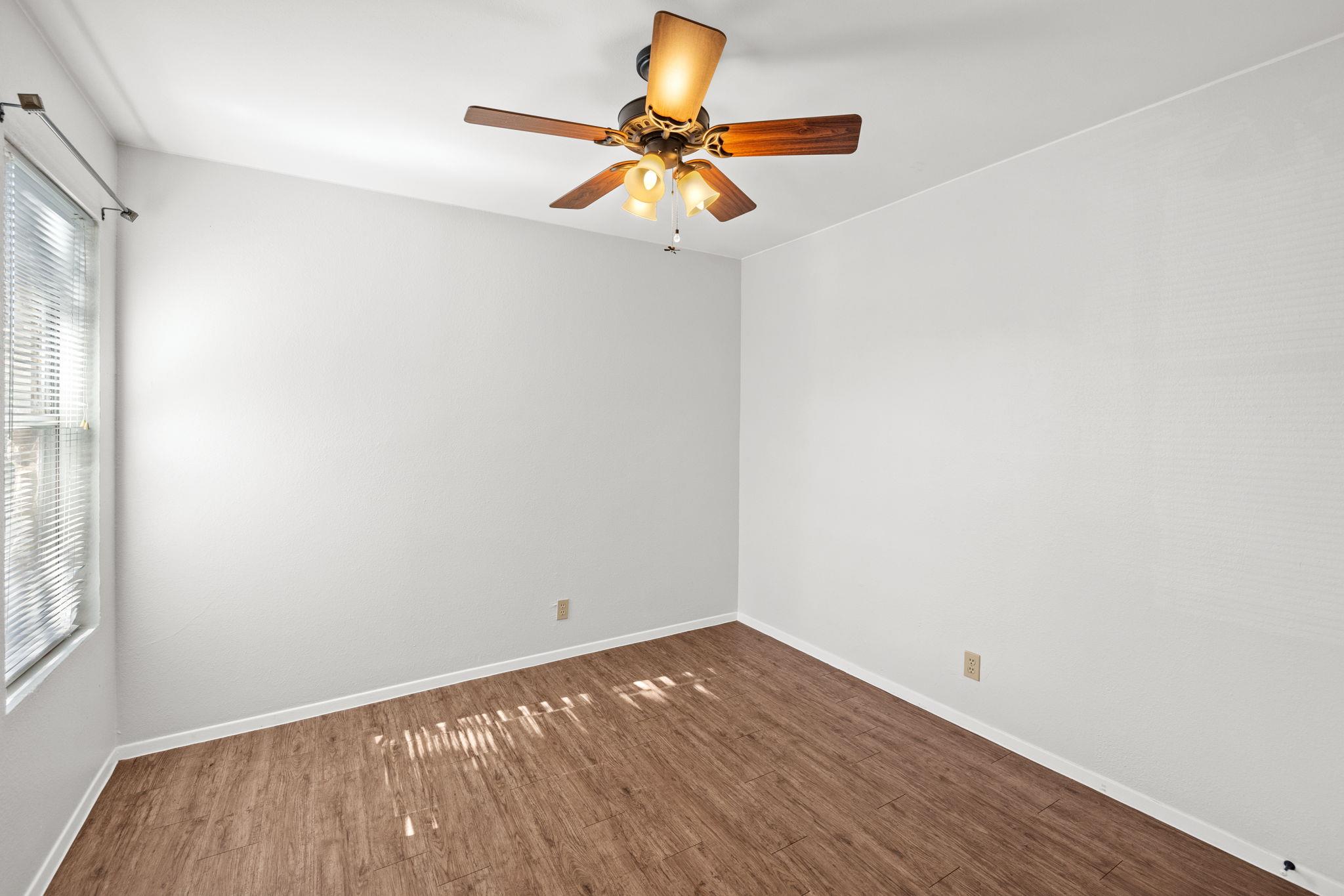 9807 Hundred Oaks Cir # B, Austin, TX 78750