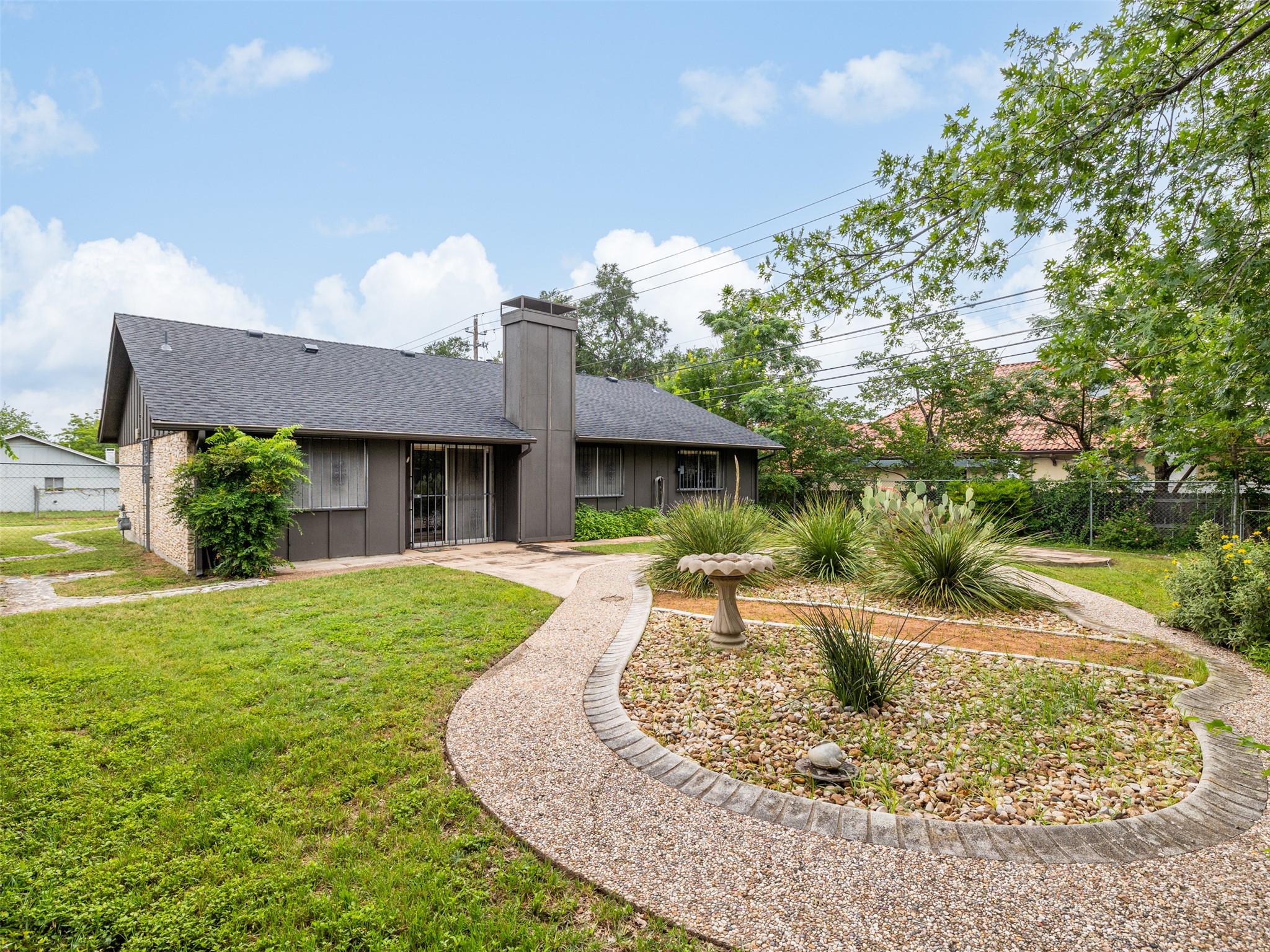 7001 Watchwood Dr, Austin, TX 78745