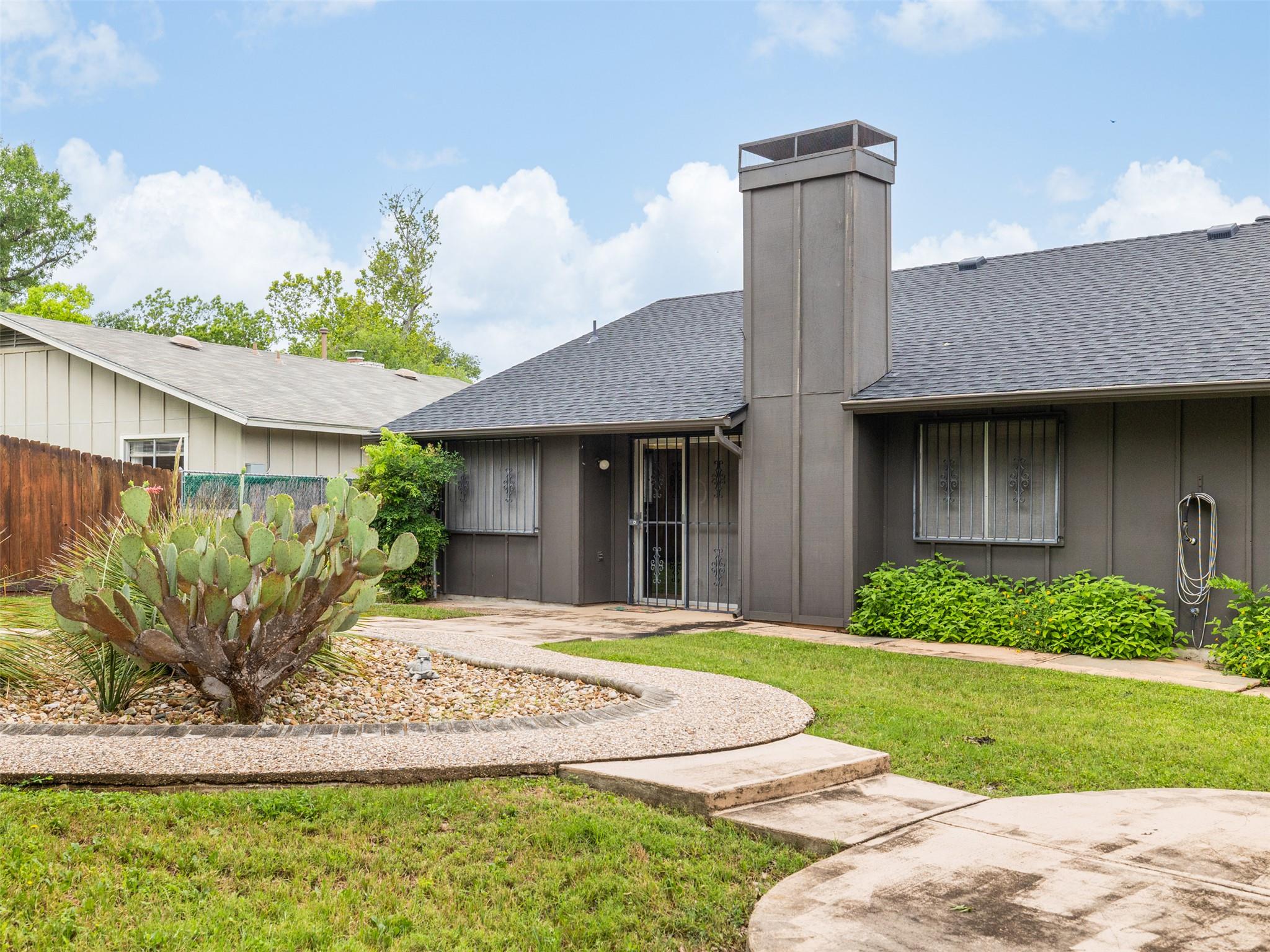 7001 Watchwood Dr, Austin, TX 78745