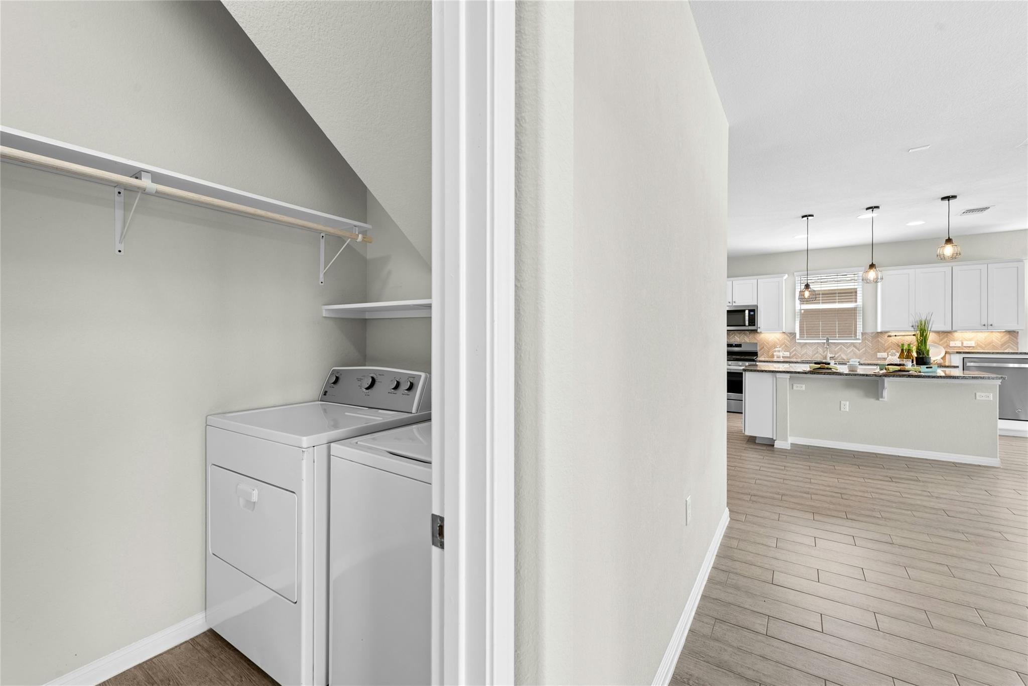 300 Hanging Star Ln, Georgetown, TX 78633