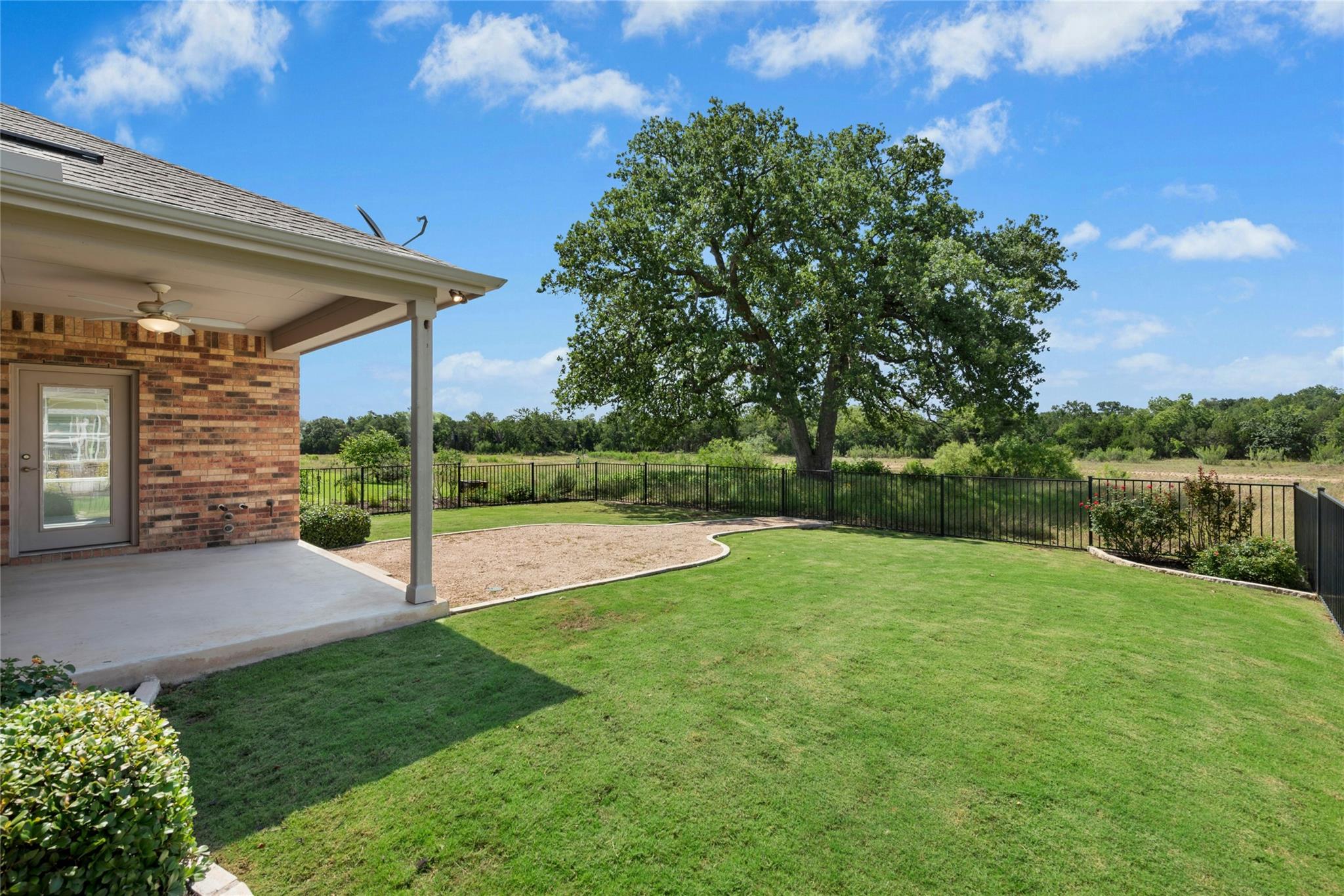 300 Hanging Star Ln, Georgetown, TX 78633