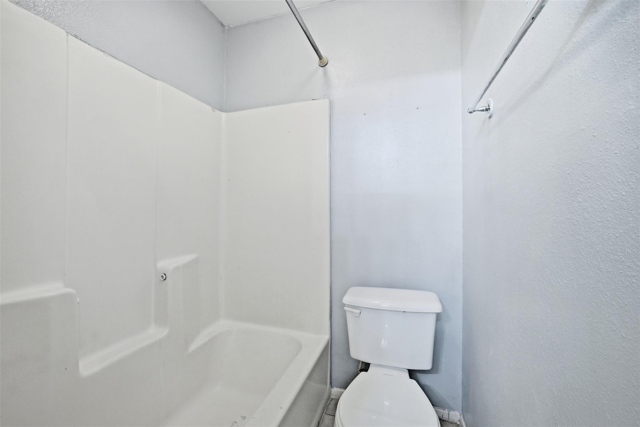 2009 W Loop Loop # A, Austin, TX 78758