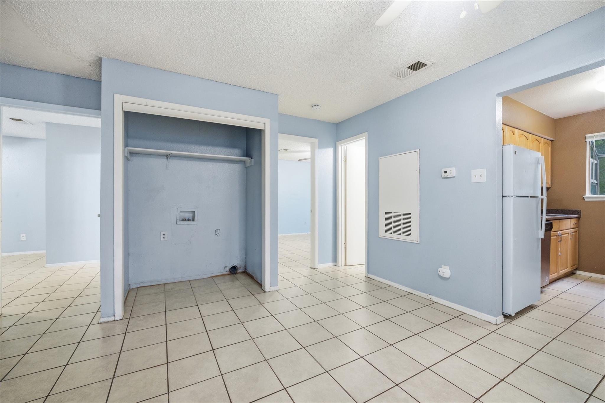 2009 W Loop Loop # A, Austin, TX 78758