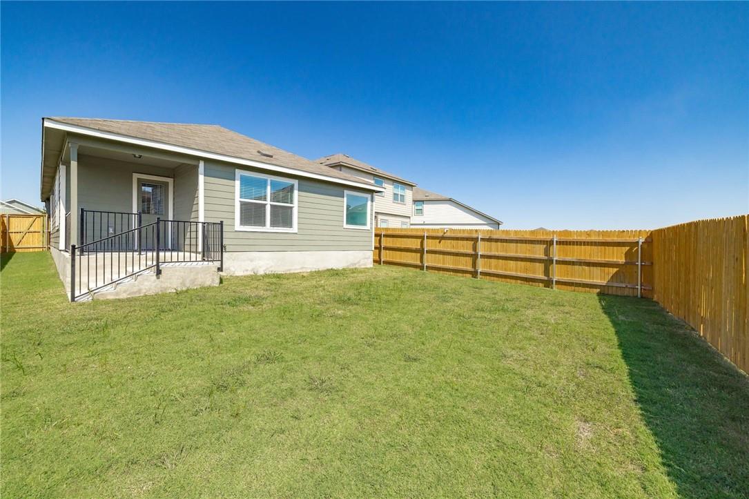 132 Josey Wales Dr, Jarrell, TX 76537