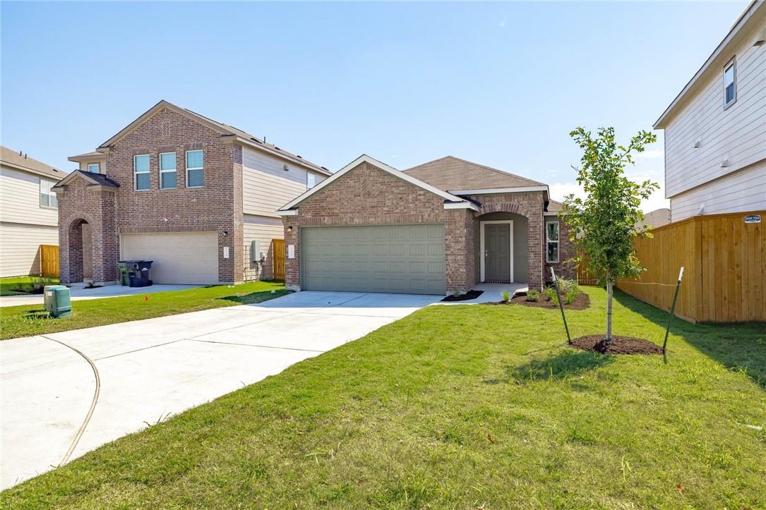132 Josey Wales Dr, Jarrell, TX 76537
