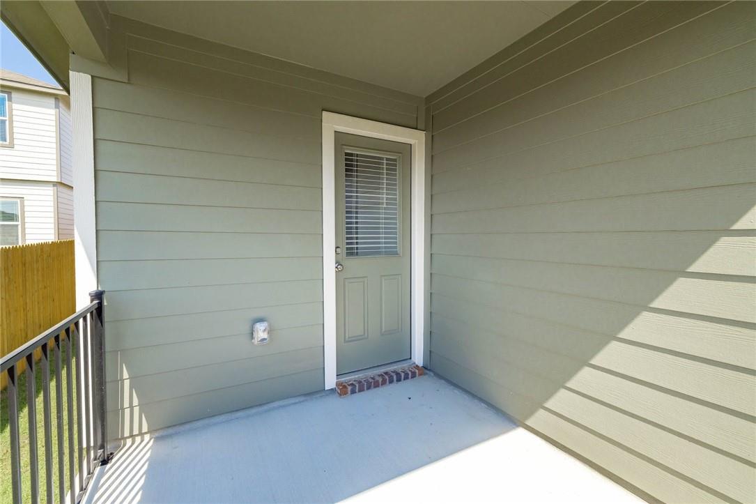 132 Josey Wales Dr, Jarrell, TX 76537