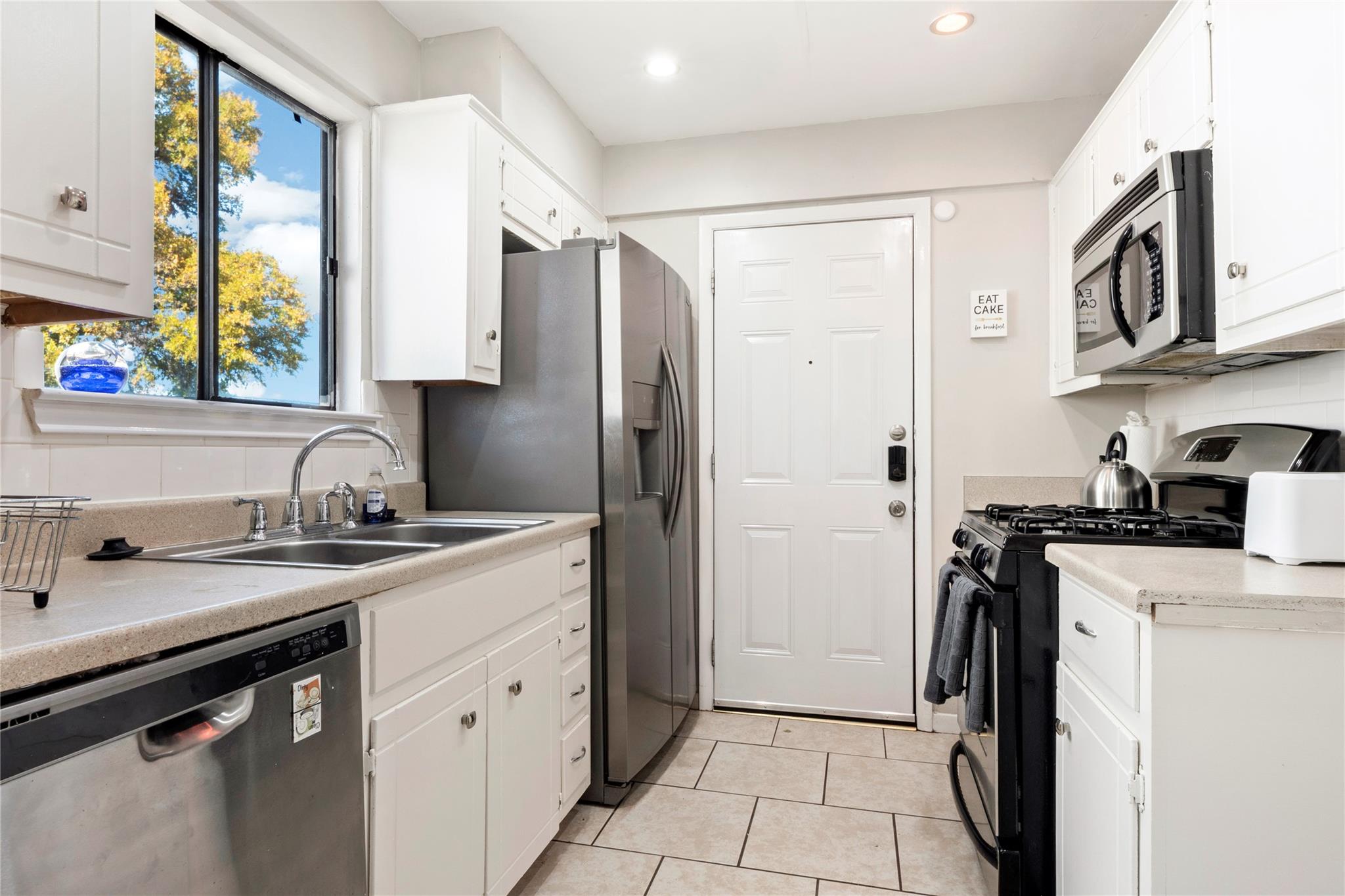 3222 Tamarron Blvd # A&B, Austin, TX 78746
