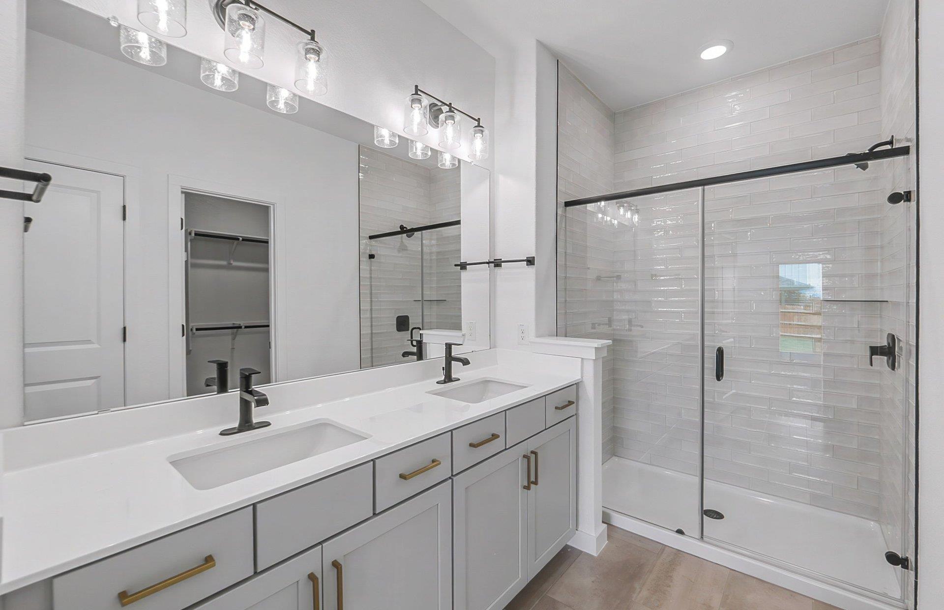 101 Ventura Dr, Liberty Hill, TX 78642