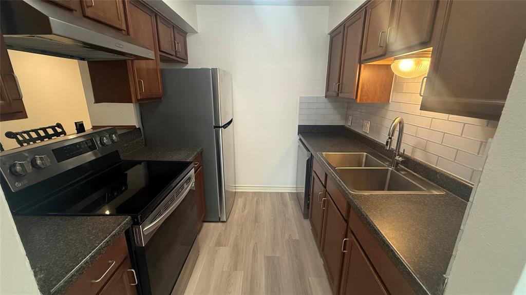 500 E Riverside Dr # 132, Austin, TX 78704