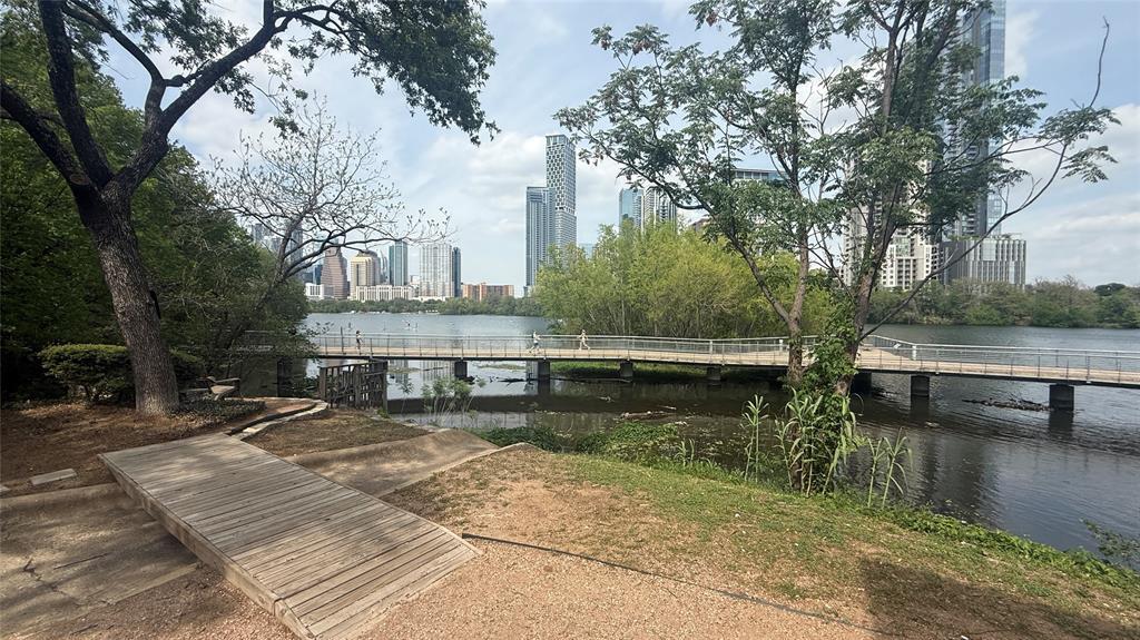 500 E Riverside Dr # 132, Austin, TX 78704