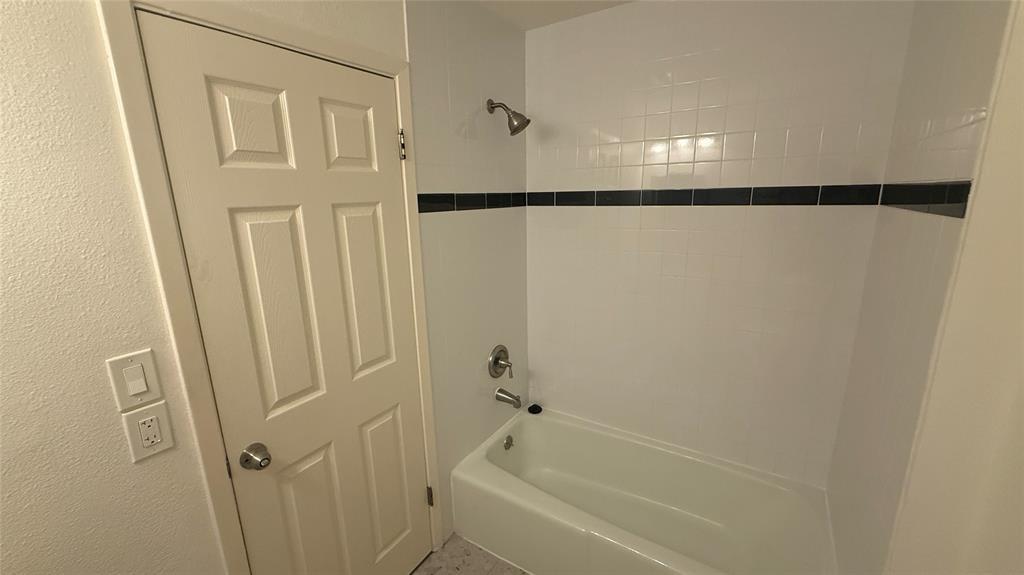 500 E Riverside Dr # 132, Austin, TX 78704