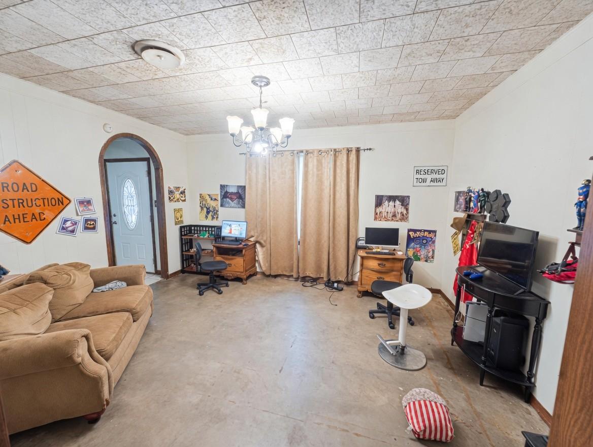 9262 N Highway 77, Lexington, TX 78947
