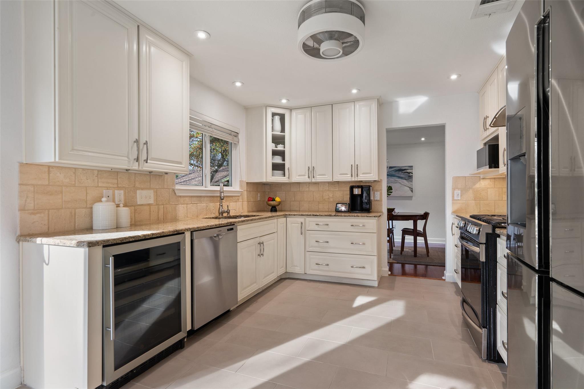 6523 Heron Dr, Austin, TX 78759