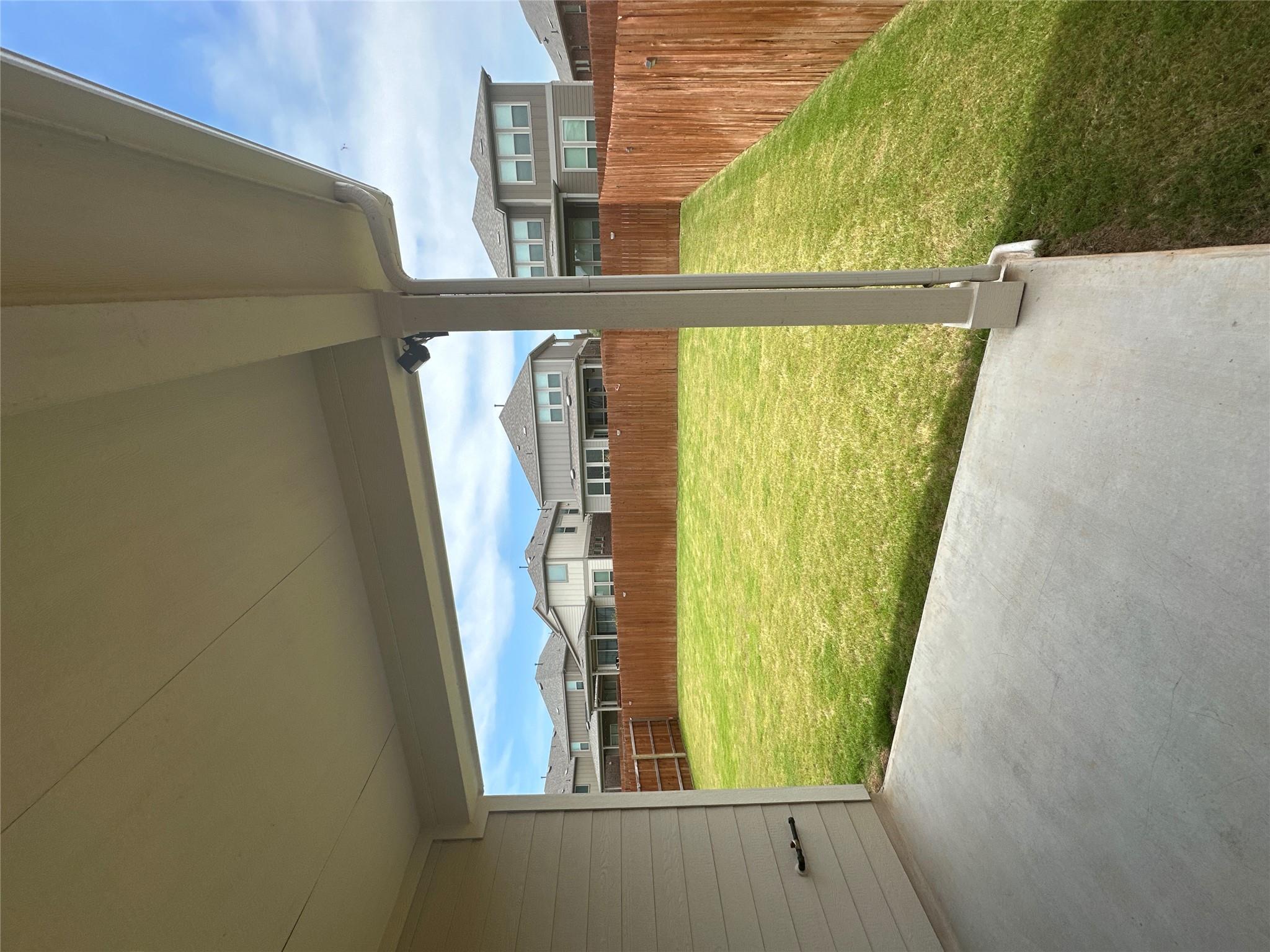 240 Canyoncrest Way, Liberty Hill, TX 78642