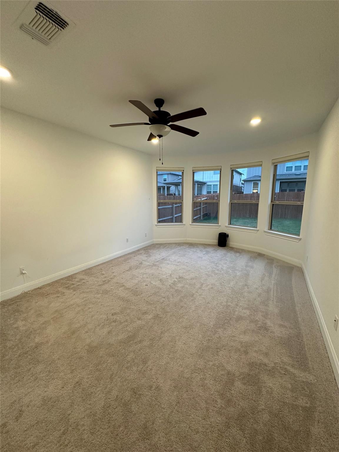 240 Canyoncrest Way, Liberty Hill, TX 78642