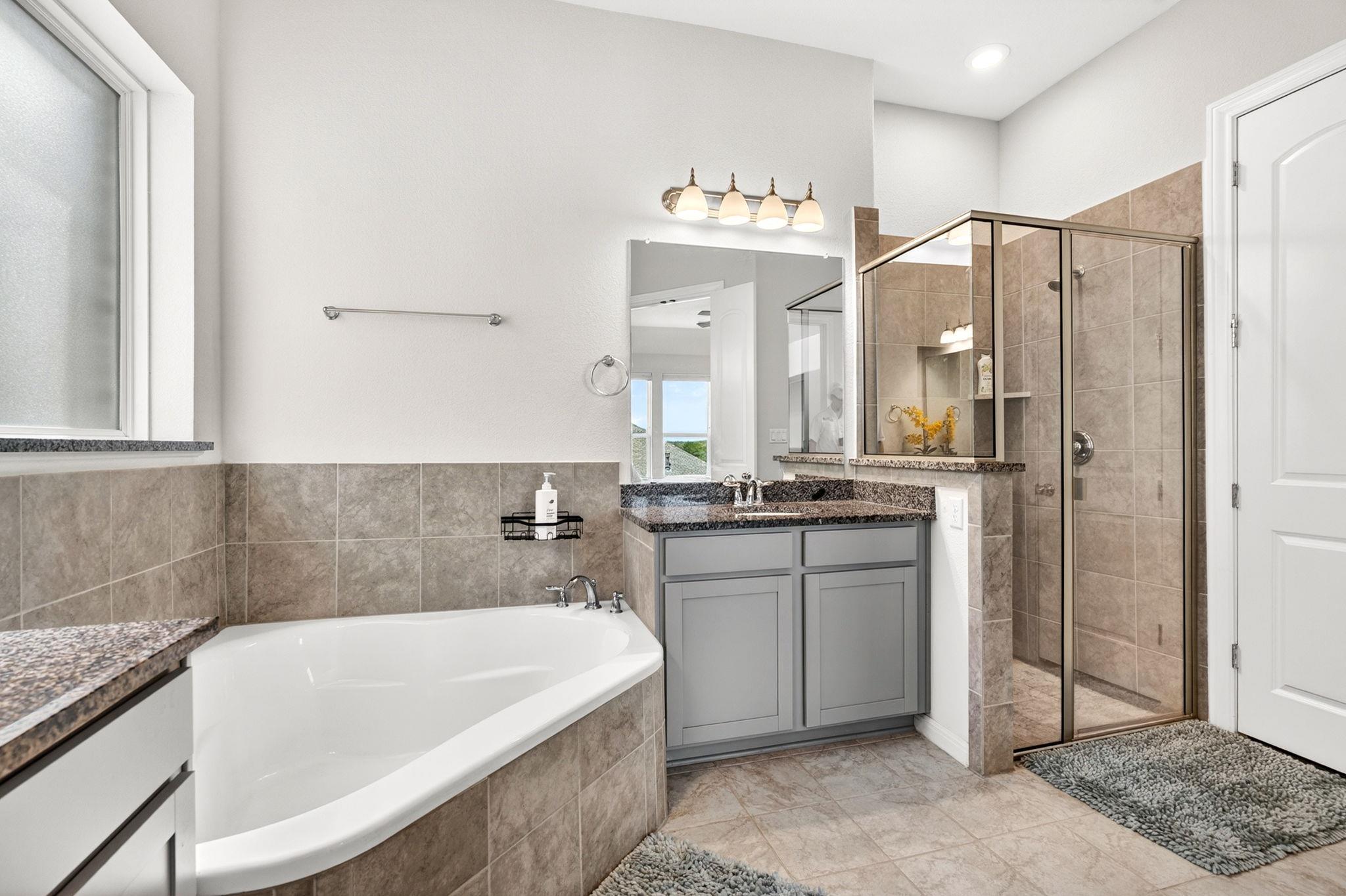 7632 Alouette Dr, Austin, TX 78738