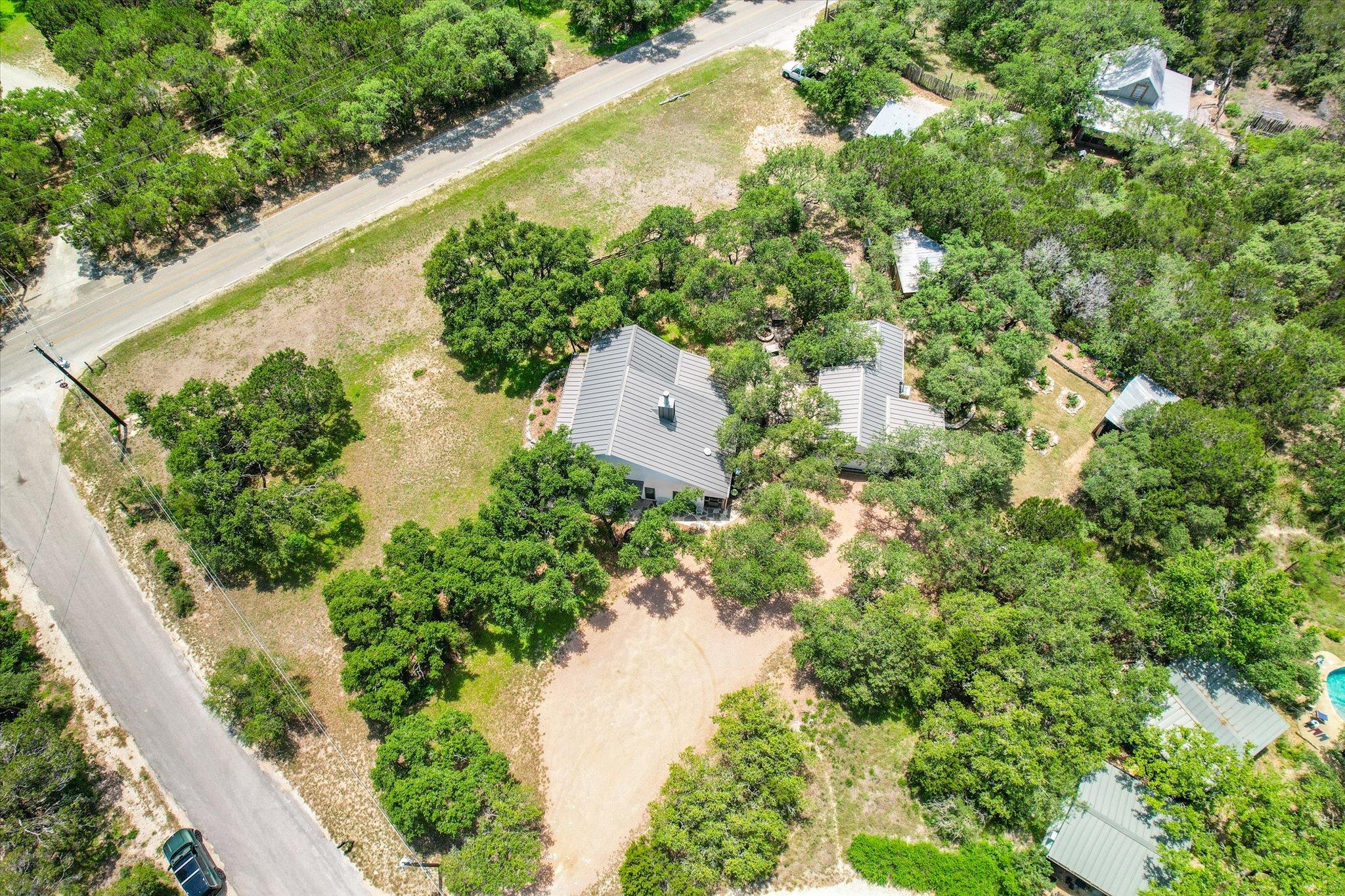 101 Chapparal Dr, Wimberley, TX 78676
