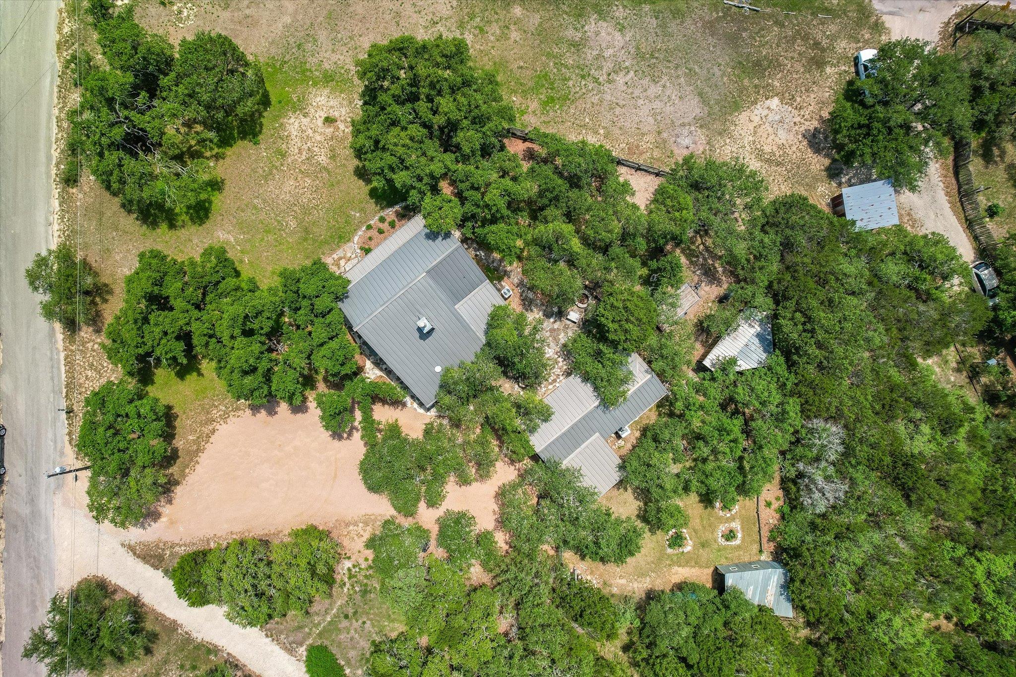 101 Chapparal Dr, Wimberley, TX 78676